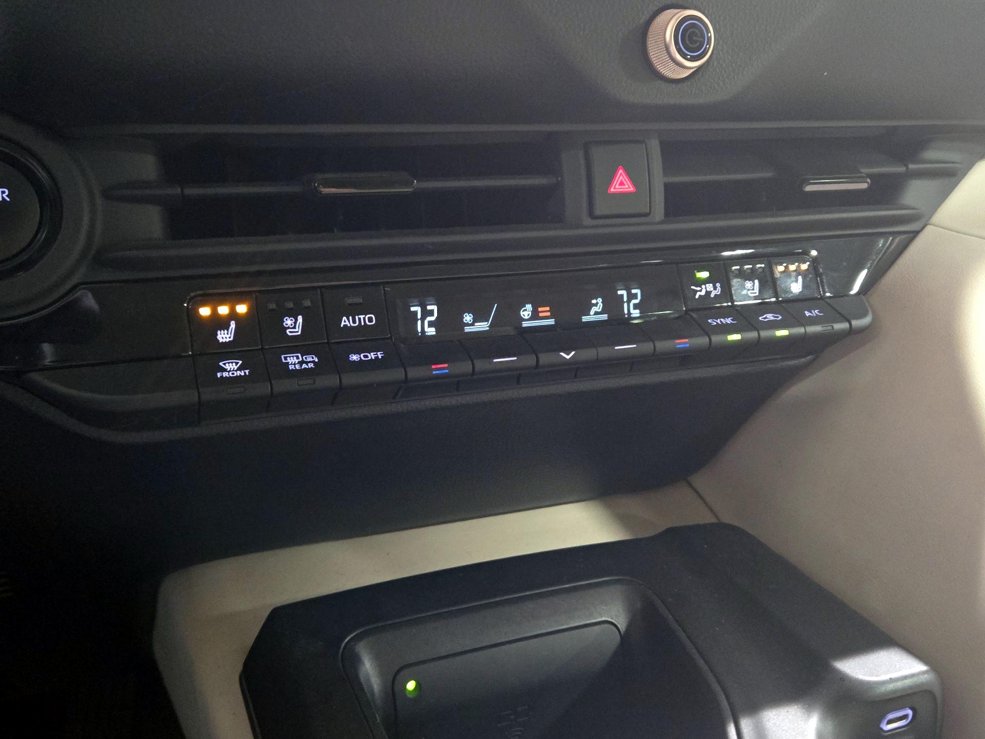 Thumbnail: 2023 Toyota Crown - 16