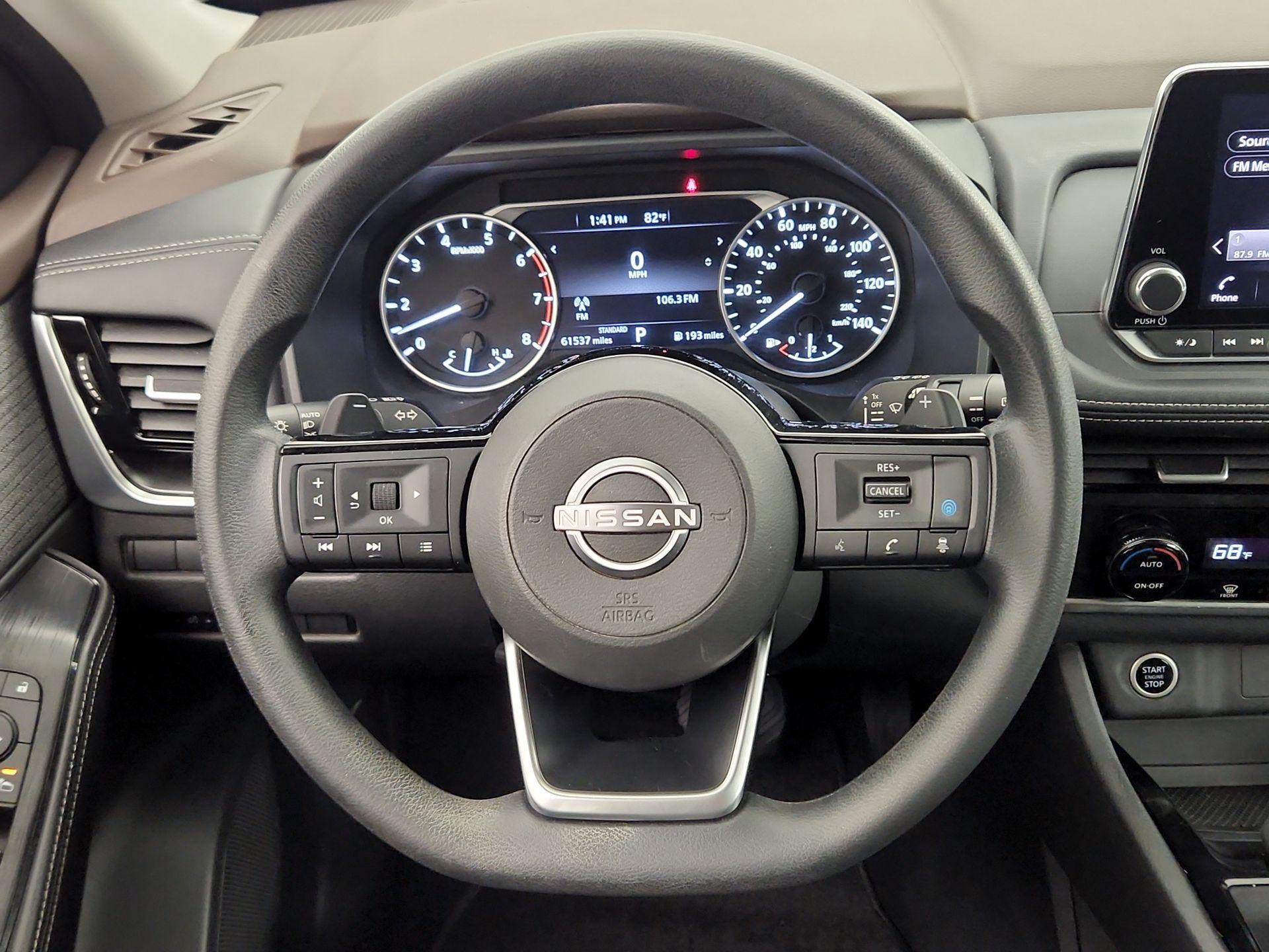 Thumbnail: 2022 Nissan Rogue - 10