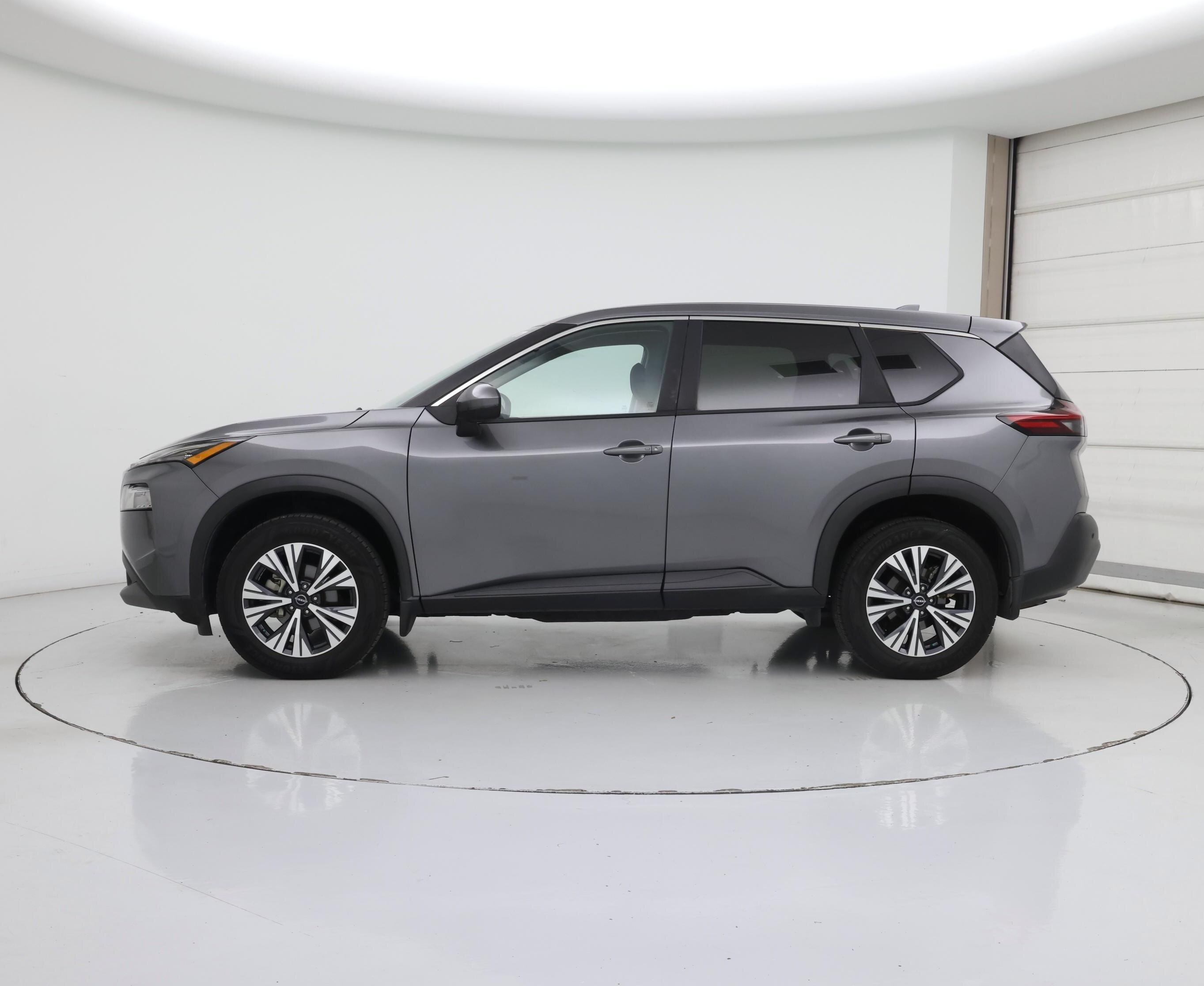 Thumbnail: 2022 Nissan Rogue - 3