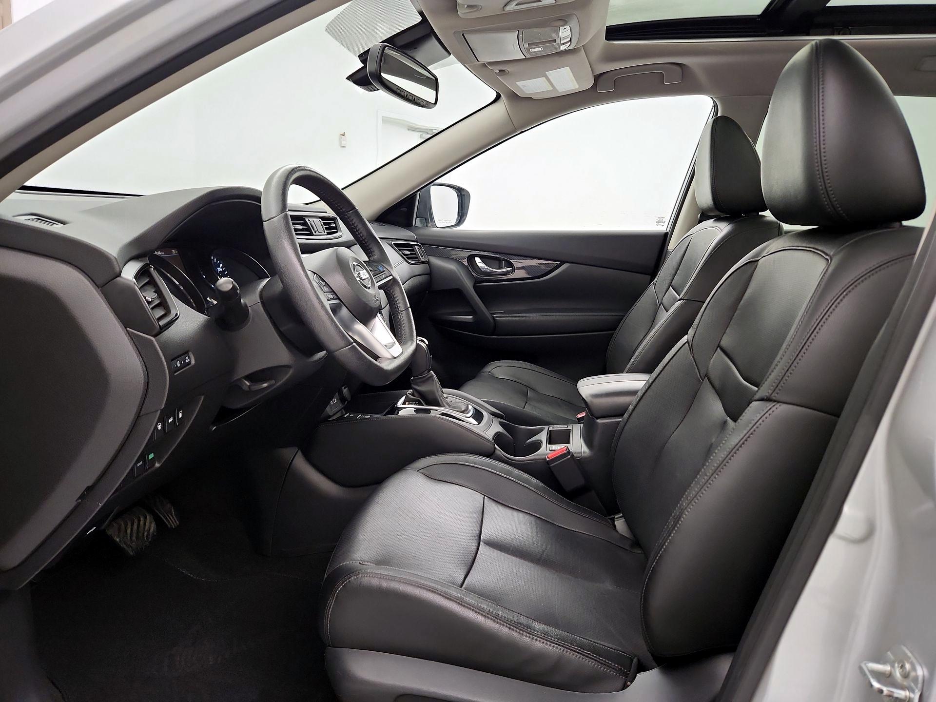 Thumbnail: 2020 Nissan Rogue - 11