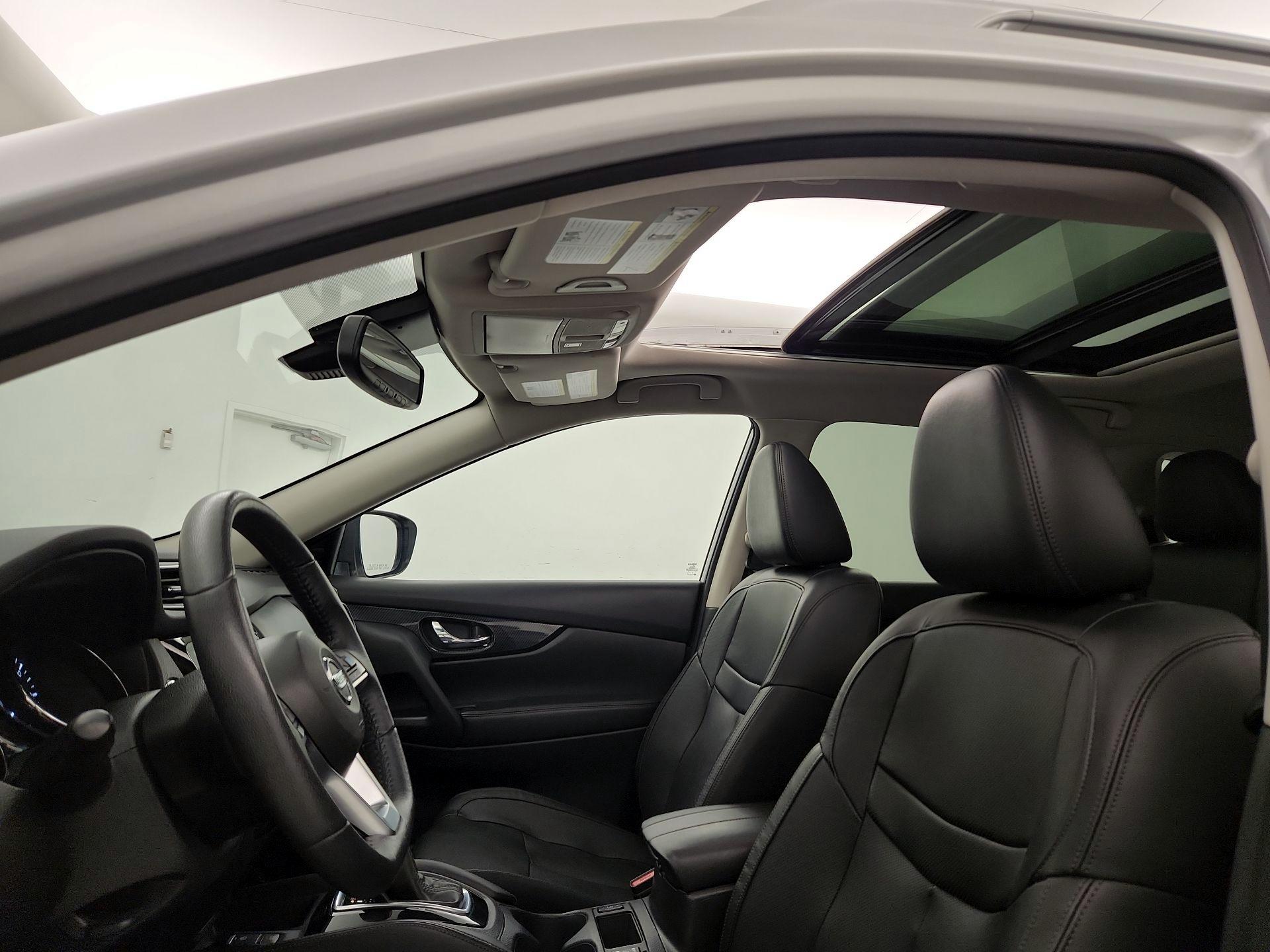 Thumbnail: 2020 Nissan Rogue - 20