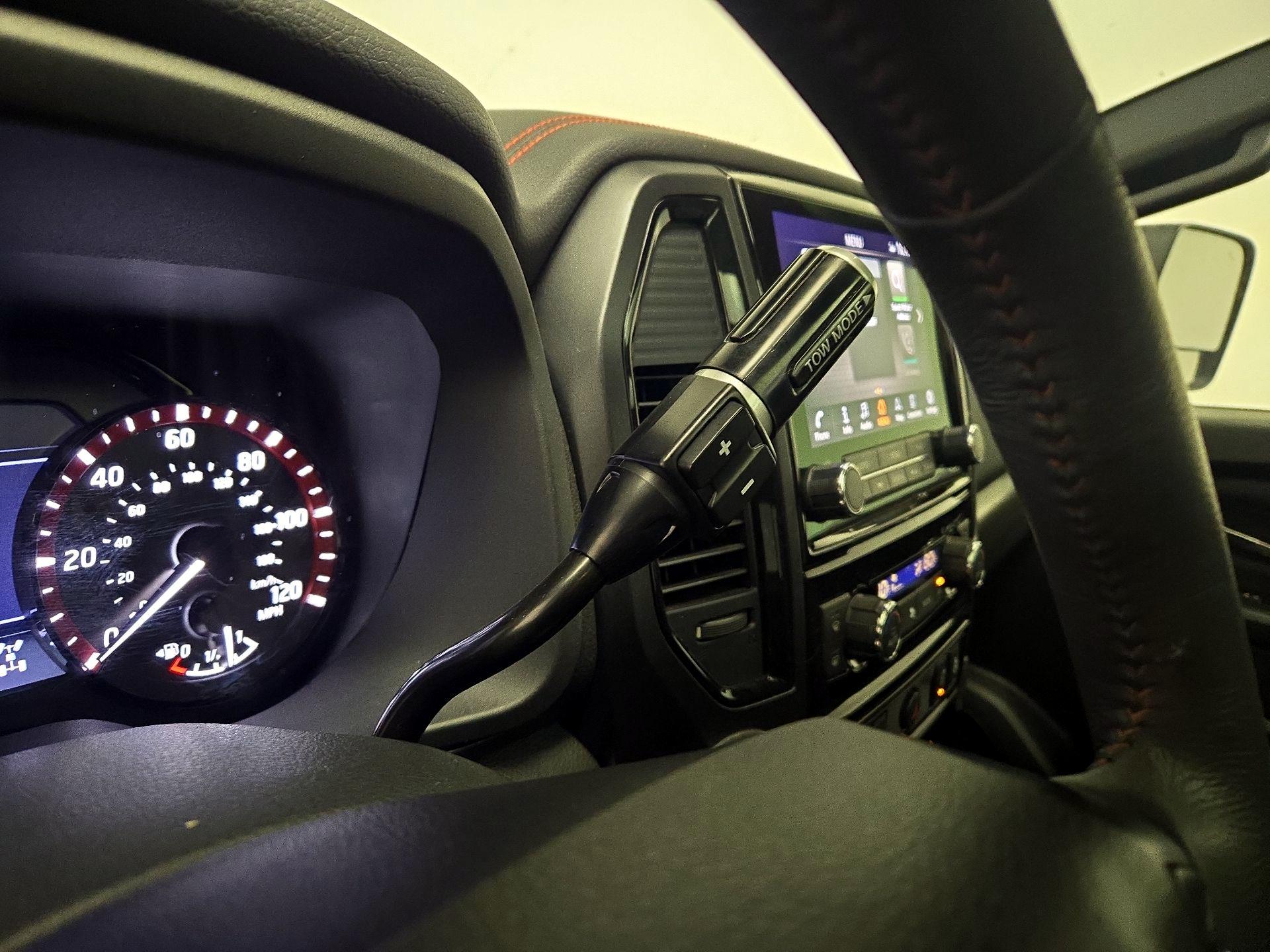 Thumbnail: 2024 Nissan Titan - 17