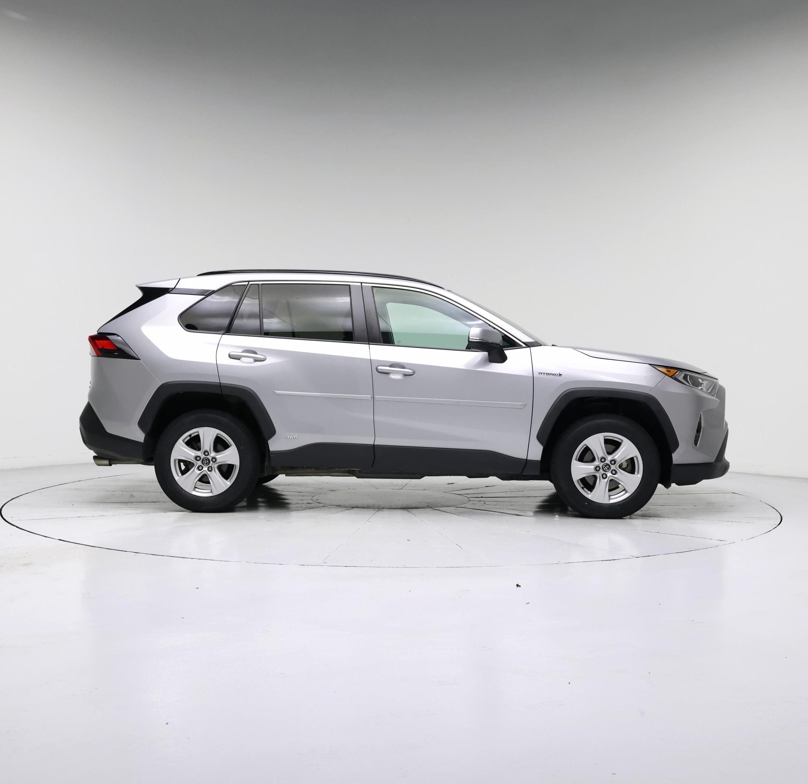 Thumbnail: 2020 Toyota RAV4 - 7