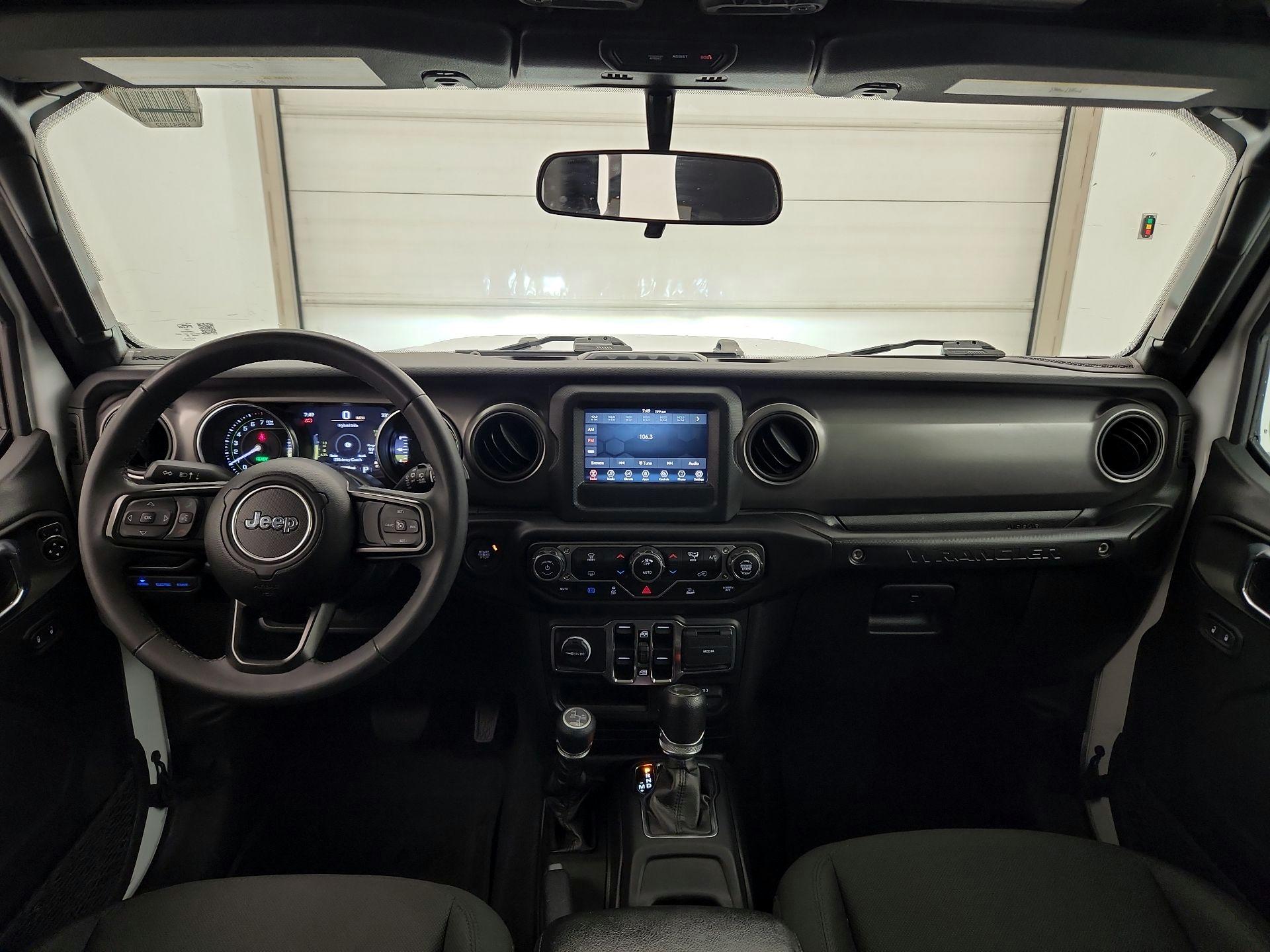 Thumbnail: 2023 Jeep Wrangler - 9