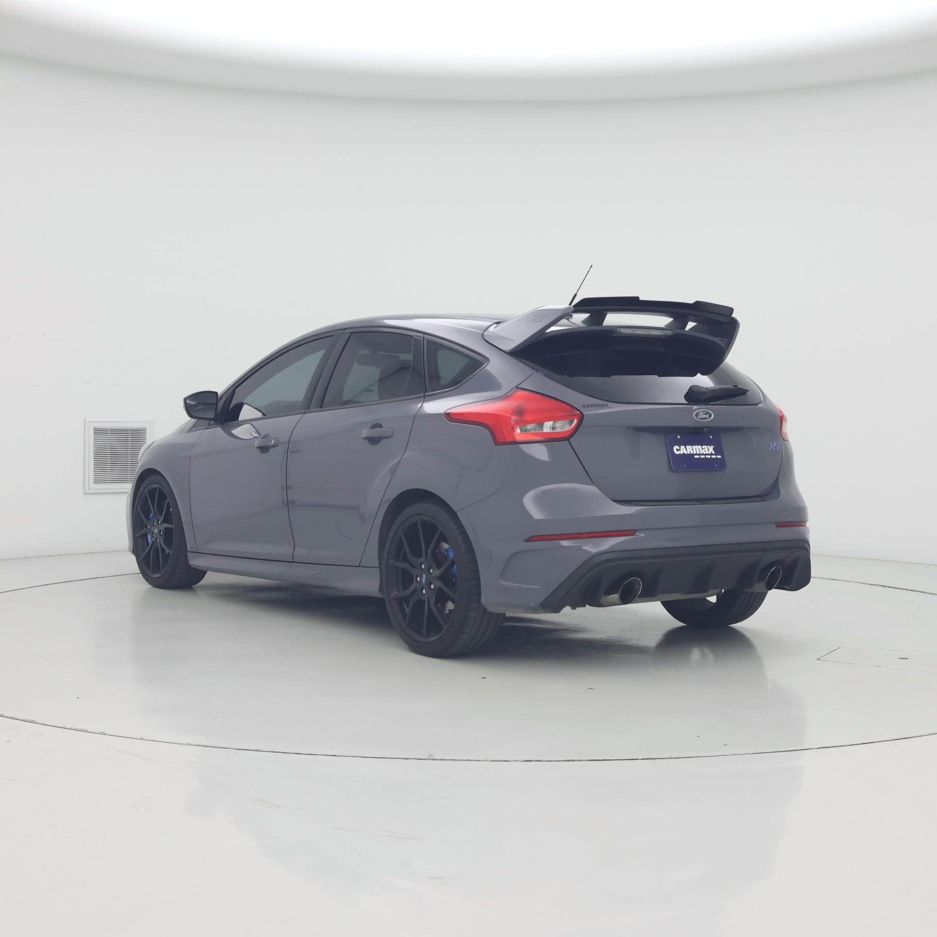 Thumbnail: 2017 Ford Focus - 2