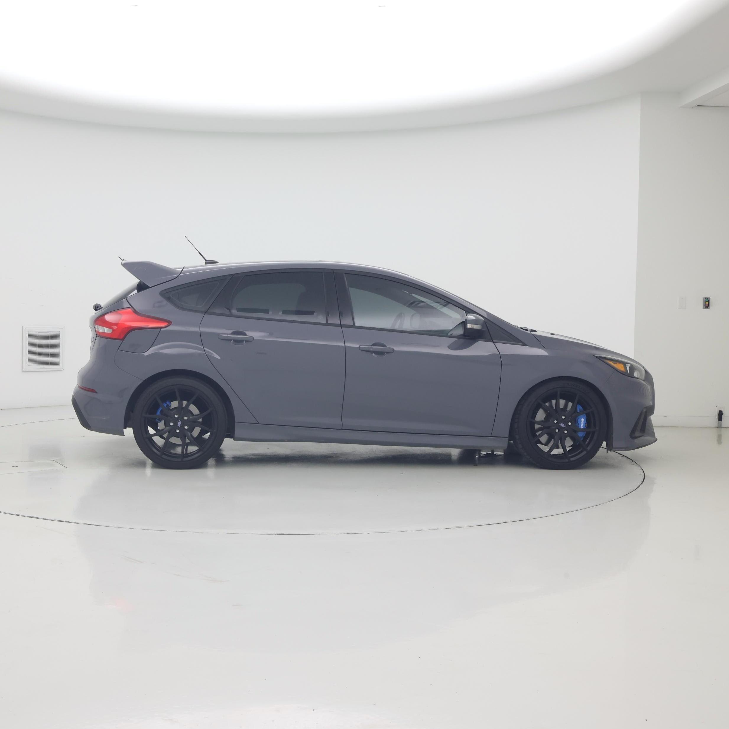 Thumbnail: 2017 Ford Focus - 7