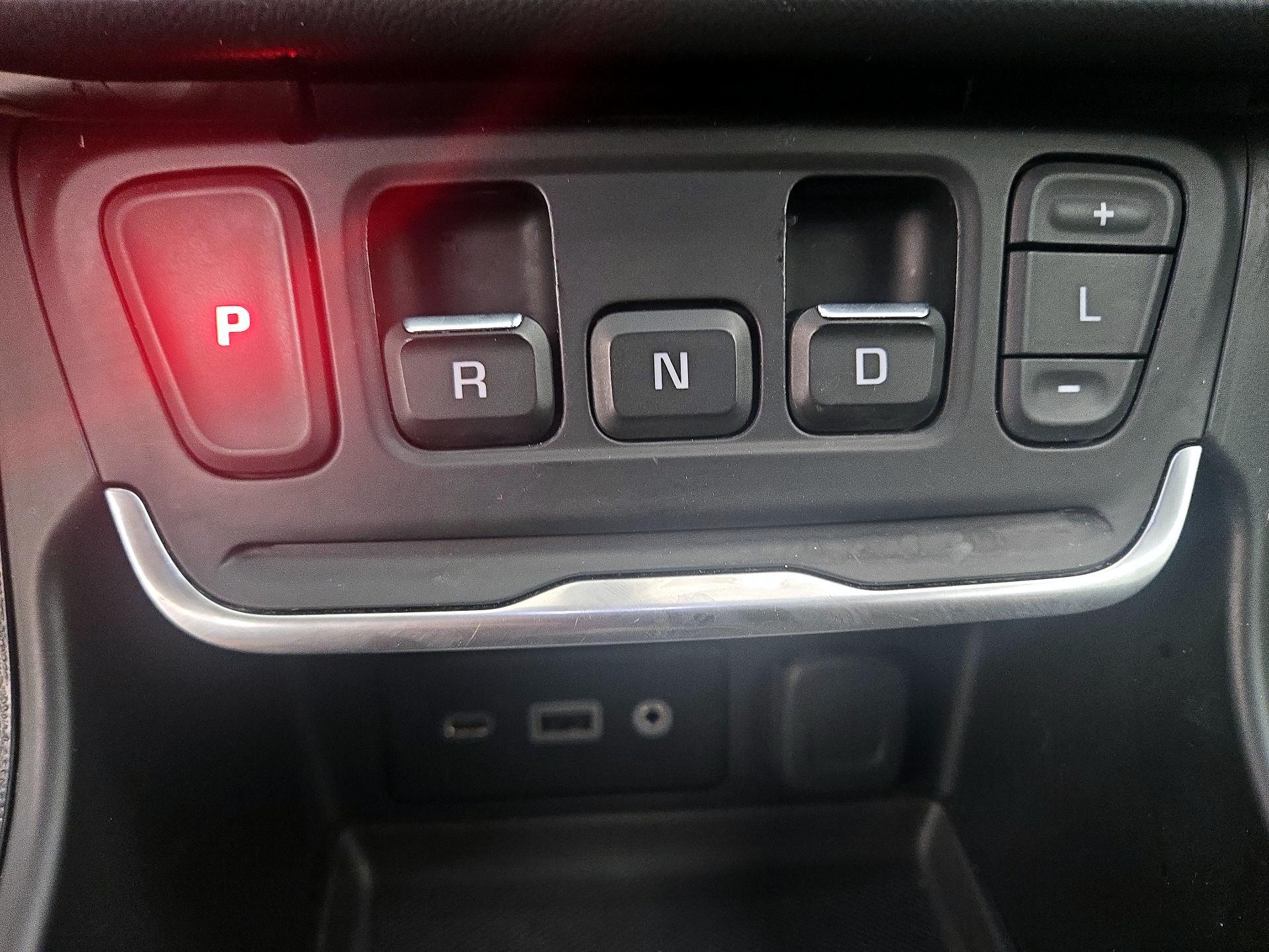 Thumbnail: 2019 GMC Terrain - 17