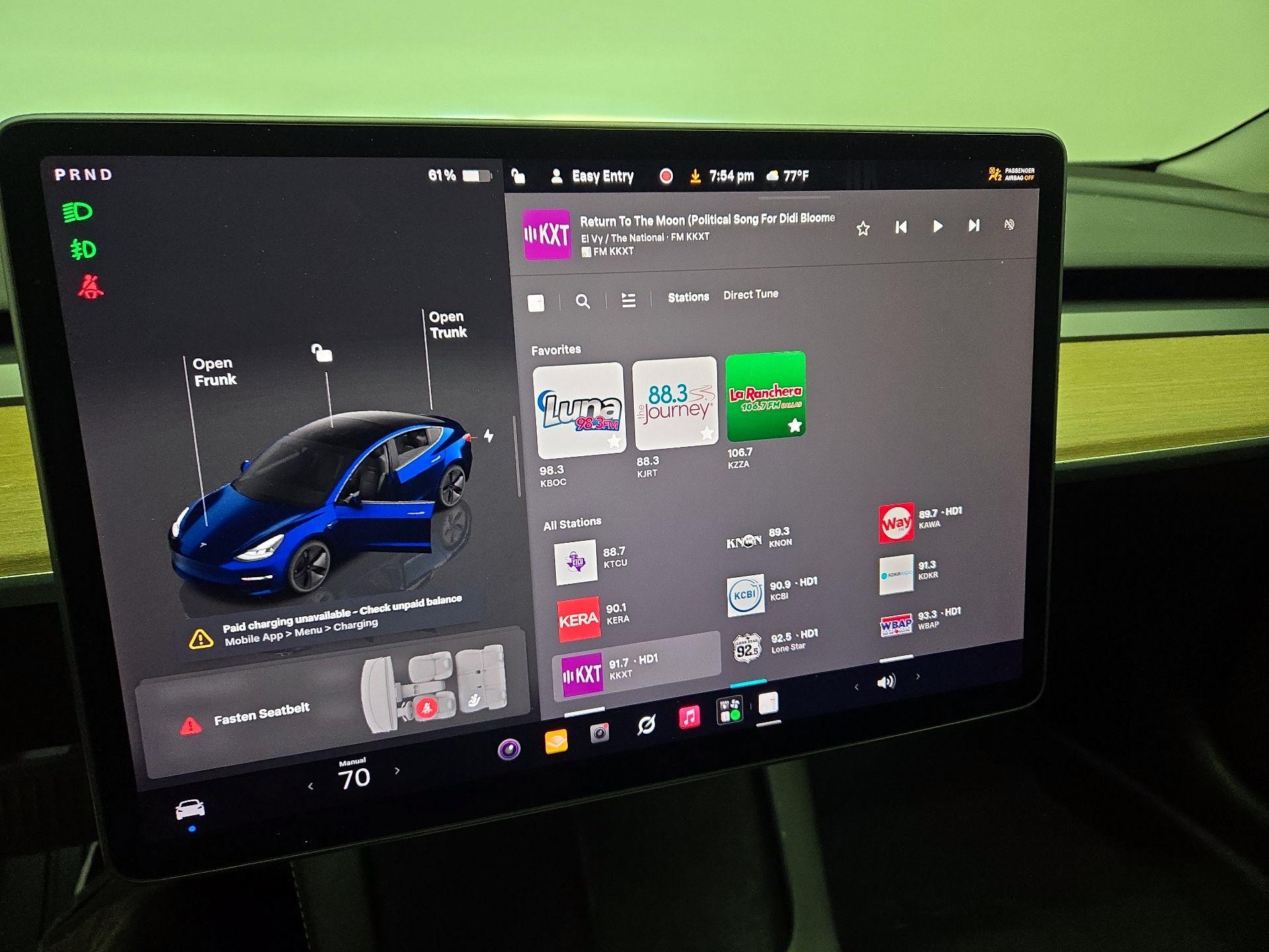 Thumbnail: 2022 Tesla Model 3 - 15