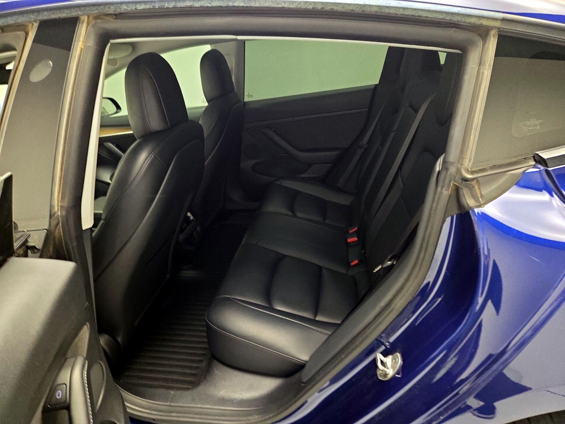 Thumbnail: 2022 Tesla Model 3 - 20