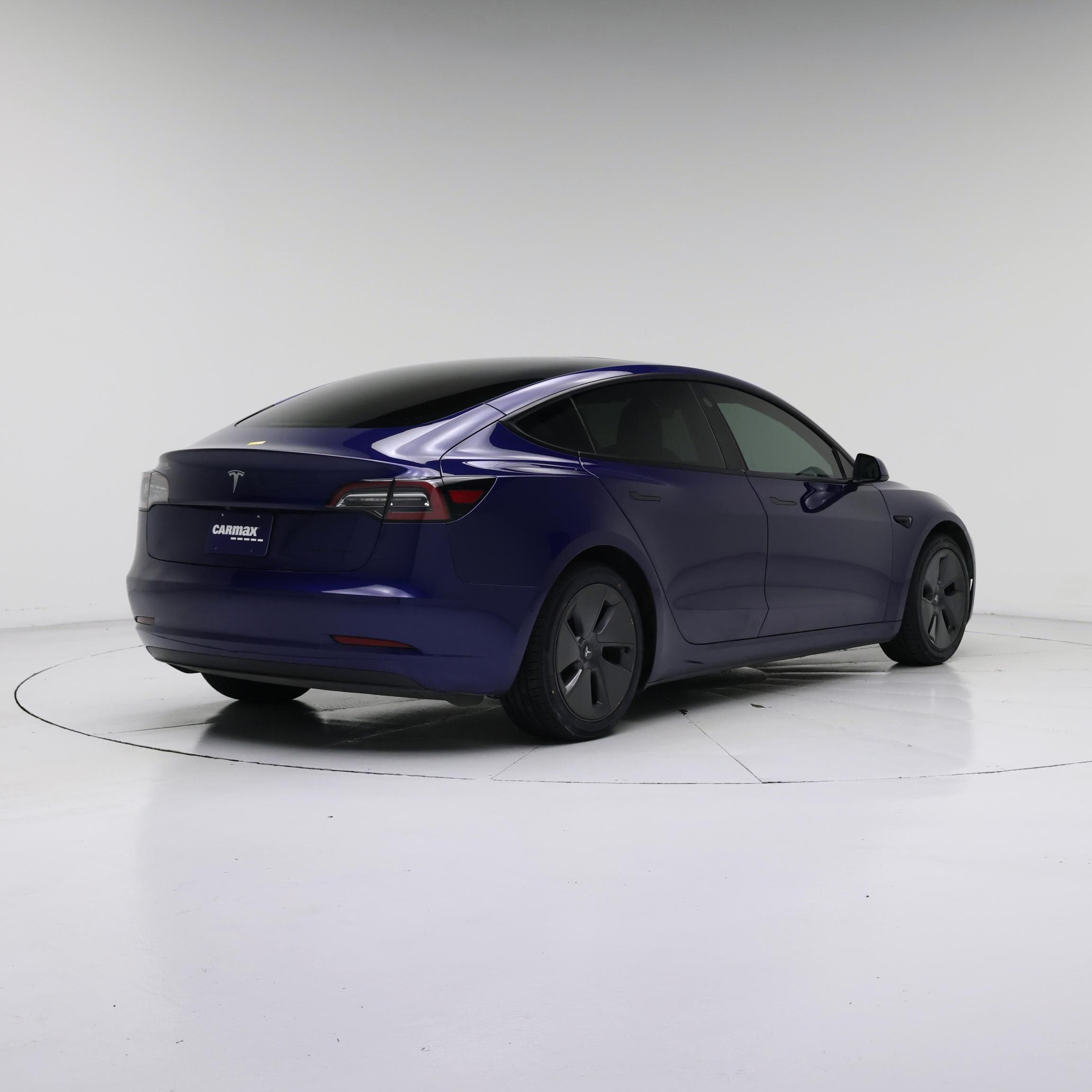 Thumbnail: 2022 Tesla Model 3 - 8