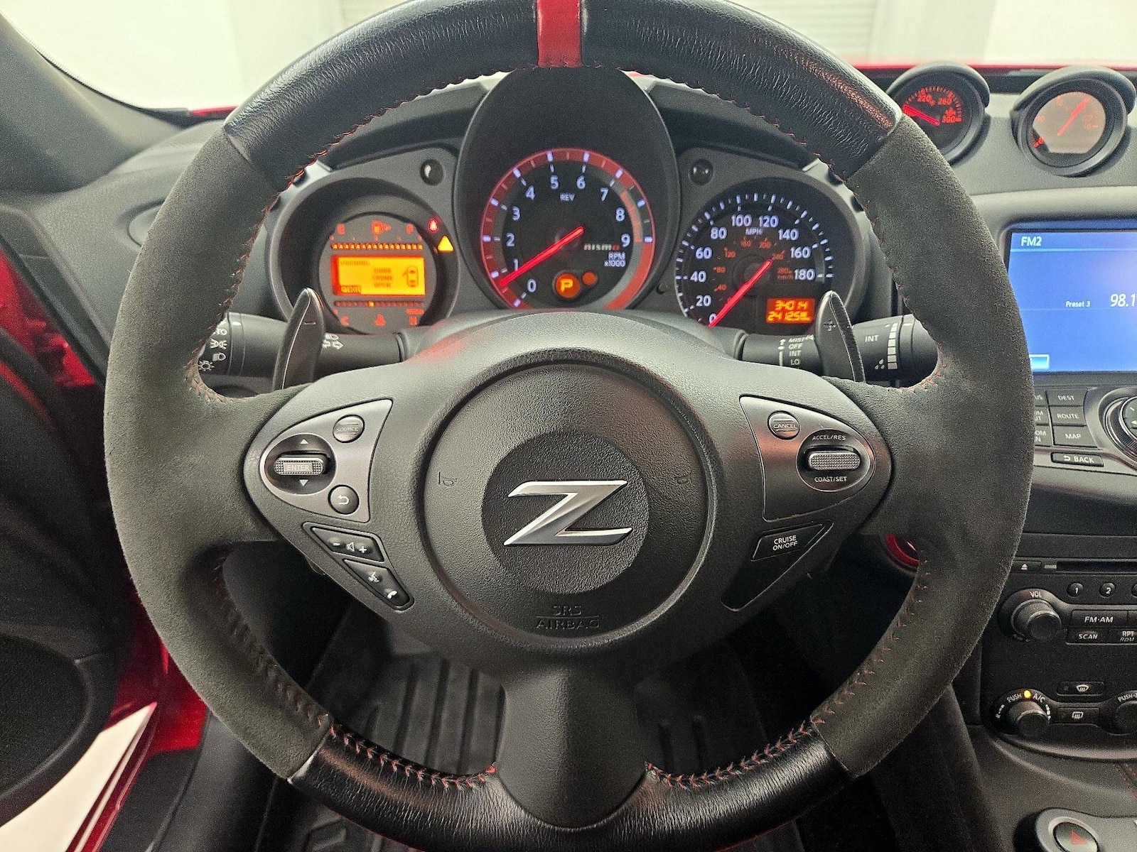 2015 Nissan 370Z Coupe NISMO Tech - Photo 11