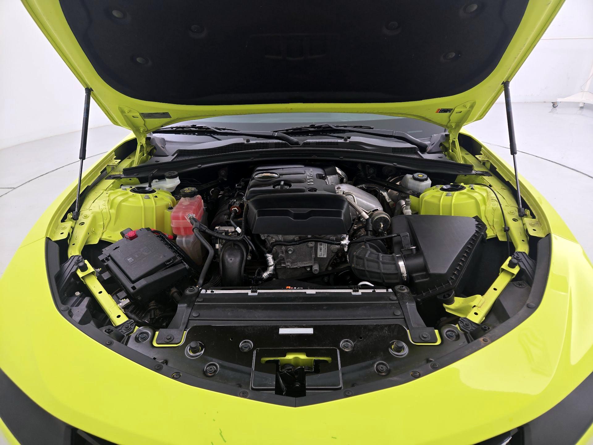 Thumbnail: 2019 Chevrolet Camaro - 19