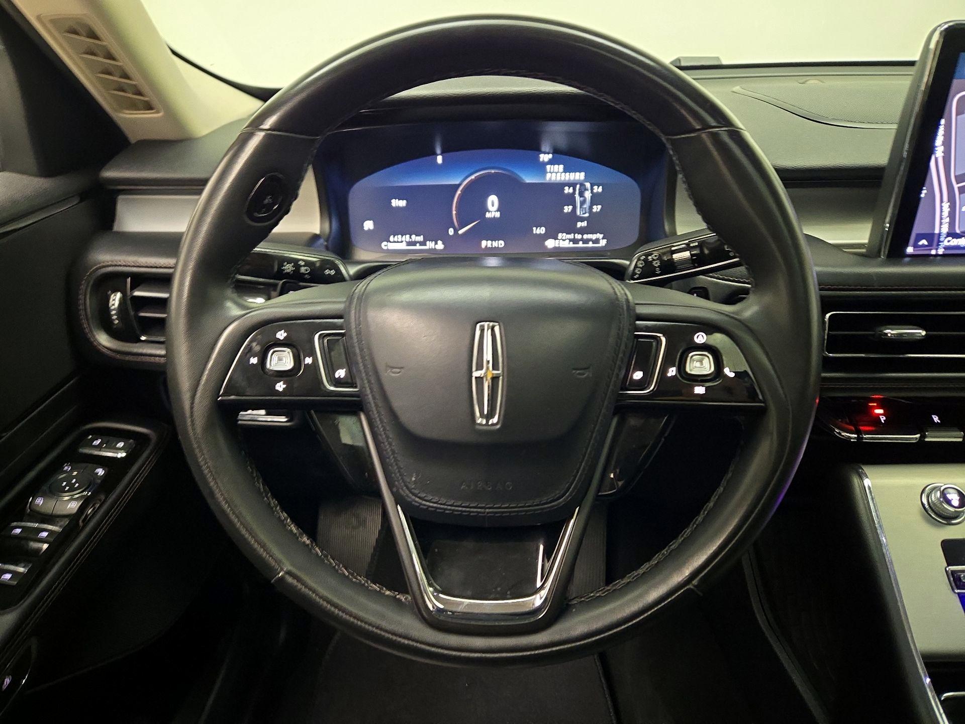 Thumbnail: 2022 Lincoln Aviator - 10