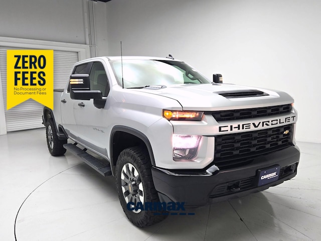 Silver 2022 Chevrolet Silverado 2500HD Custom Crew Cab 4WD Pickup Truck Four-Wheel Drive Automatic