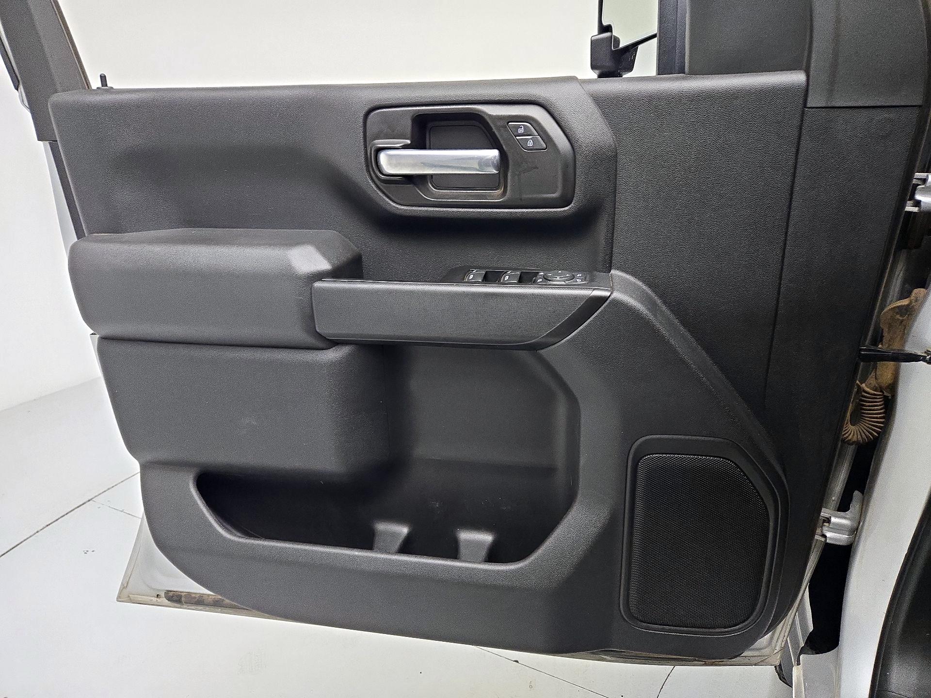 Thumbnail: 2022 Chevrolet Silverado 2500 - 10