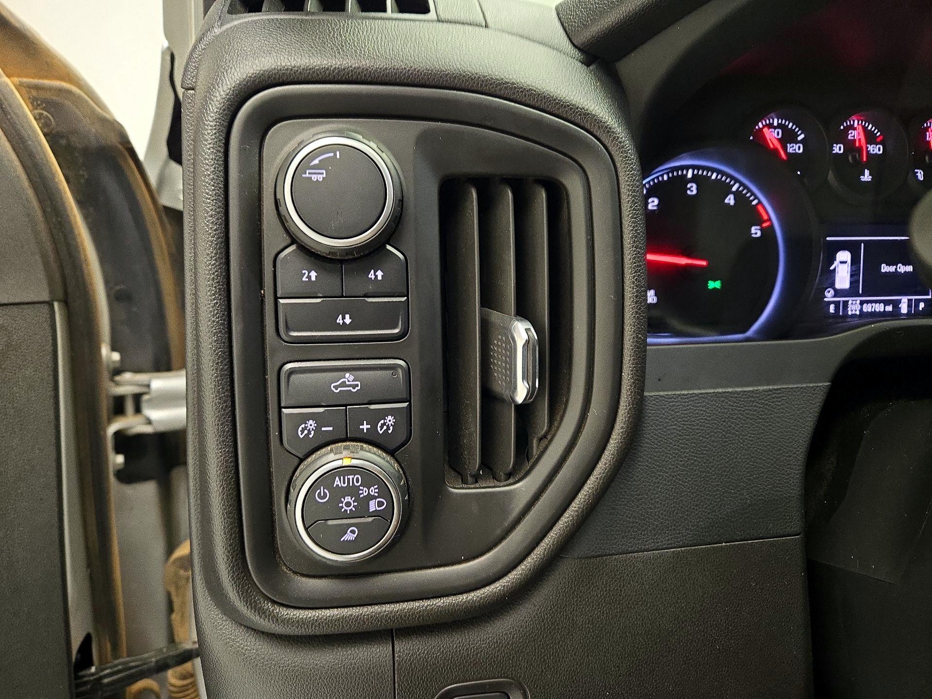 Thumbnail: 2022 Chevrolet Silverado 2500 - 11