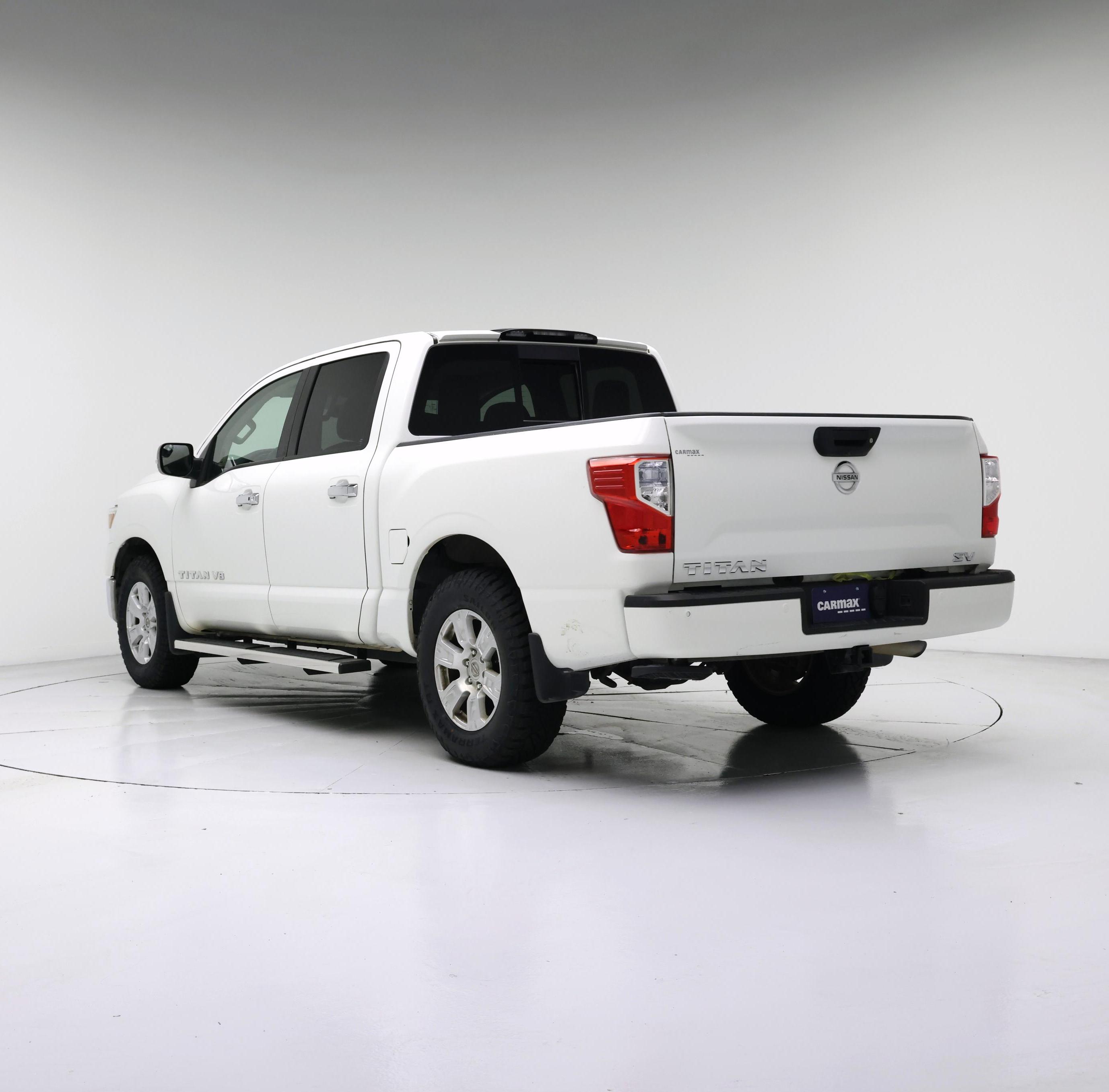 Thumbnail: 2019 Nissan Titan - 2