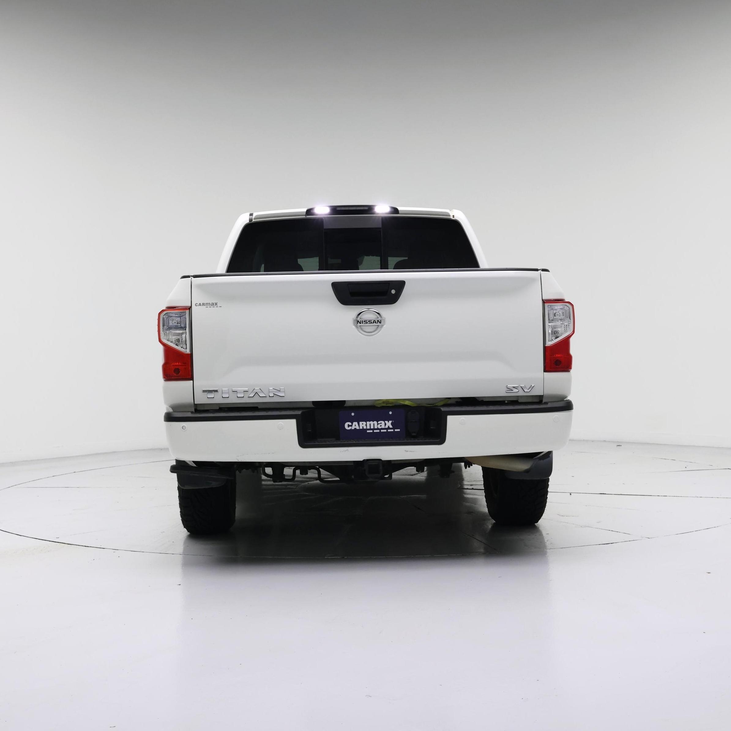 Thumbnail: 2019 Nissan Titan - 6