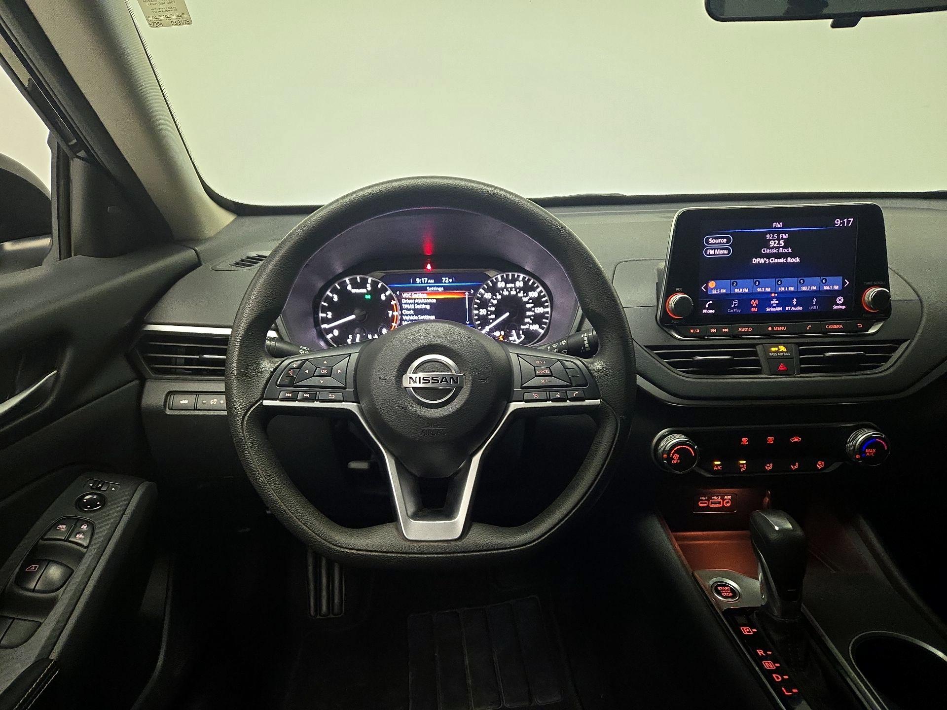 Thumbnail: 2022 Nissan Altima - 10