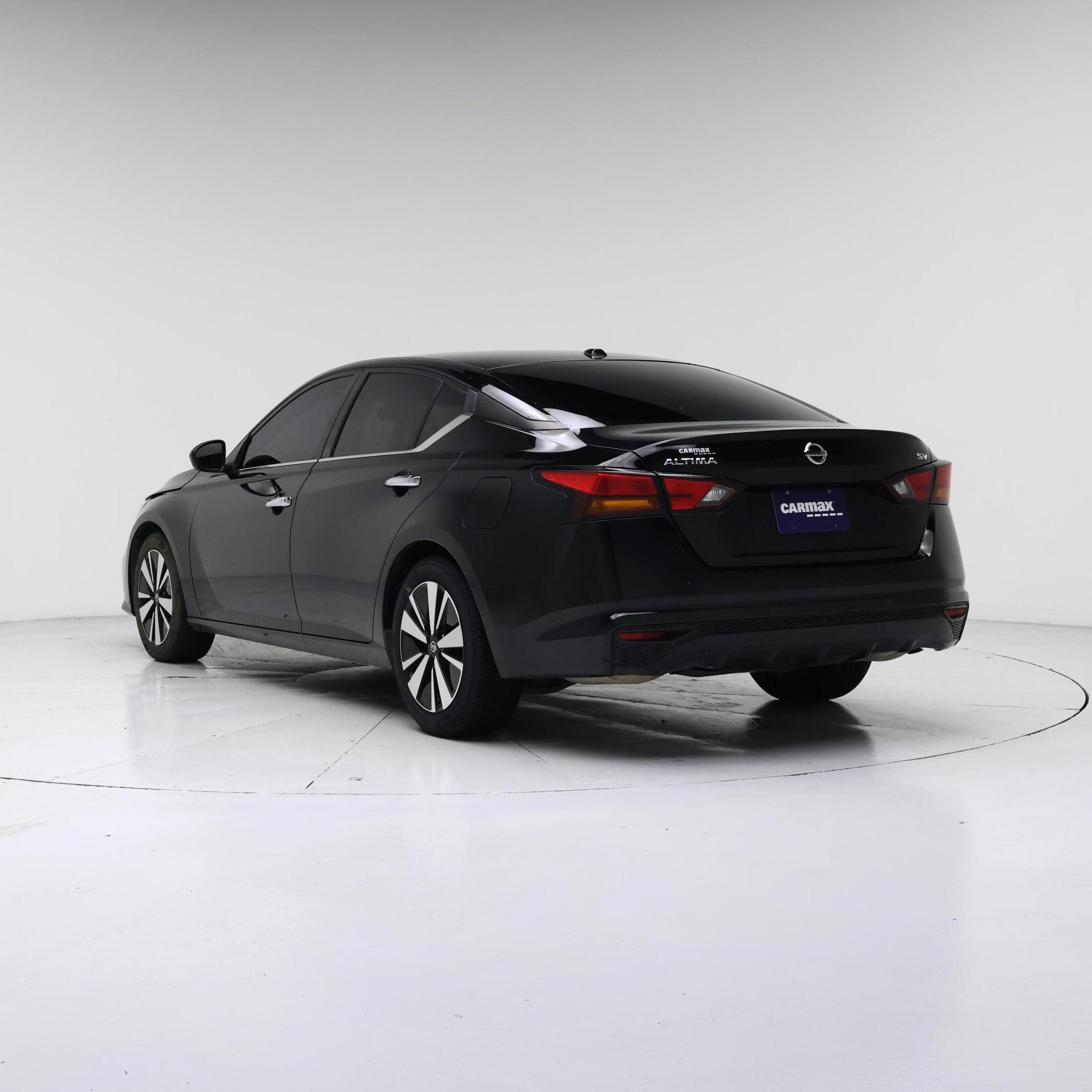 Thumbnail: 2022 Nissan Altima - 2