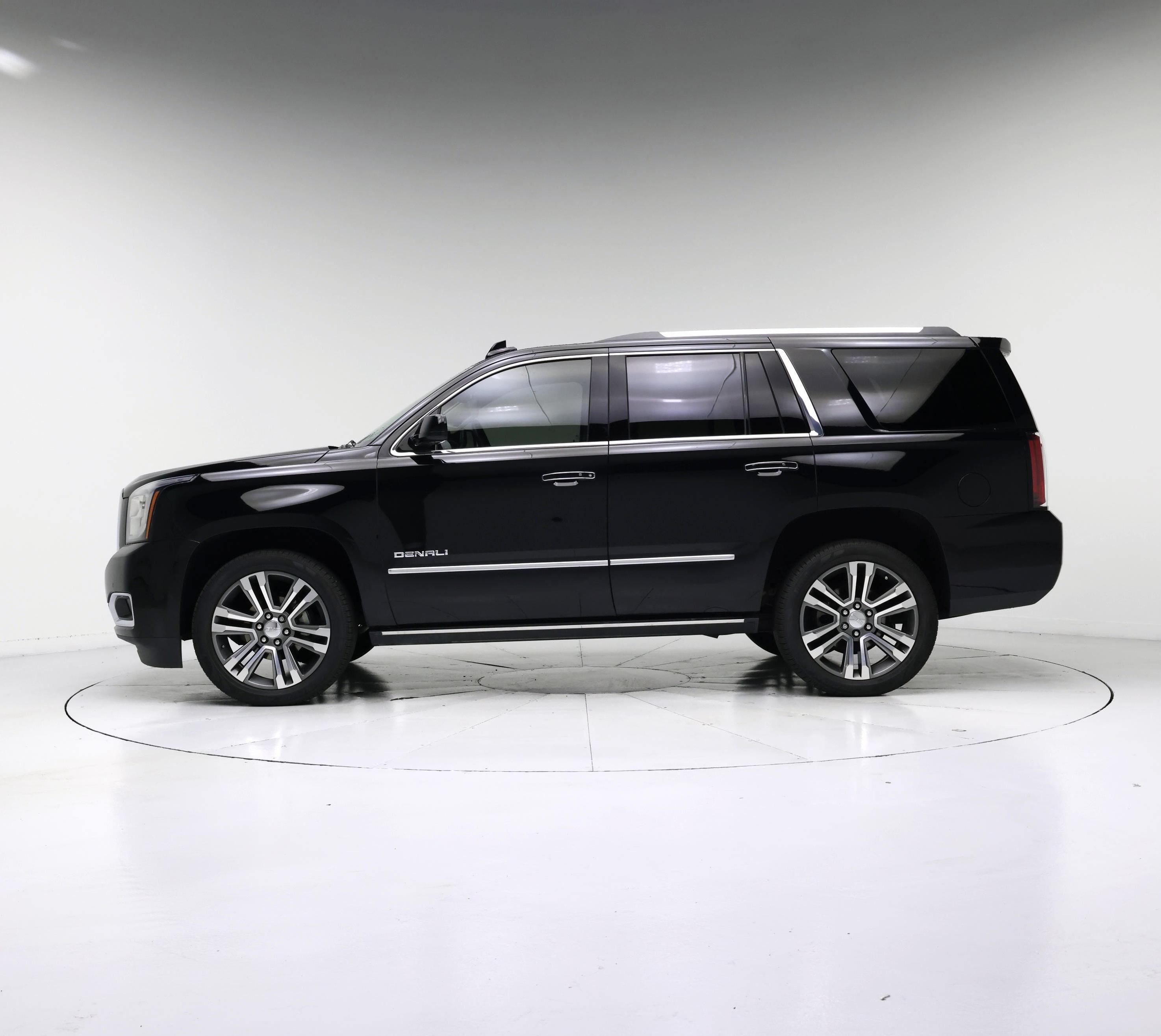 Thumbnail: 2019 GMC Yukon - 3