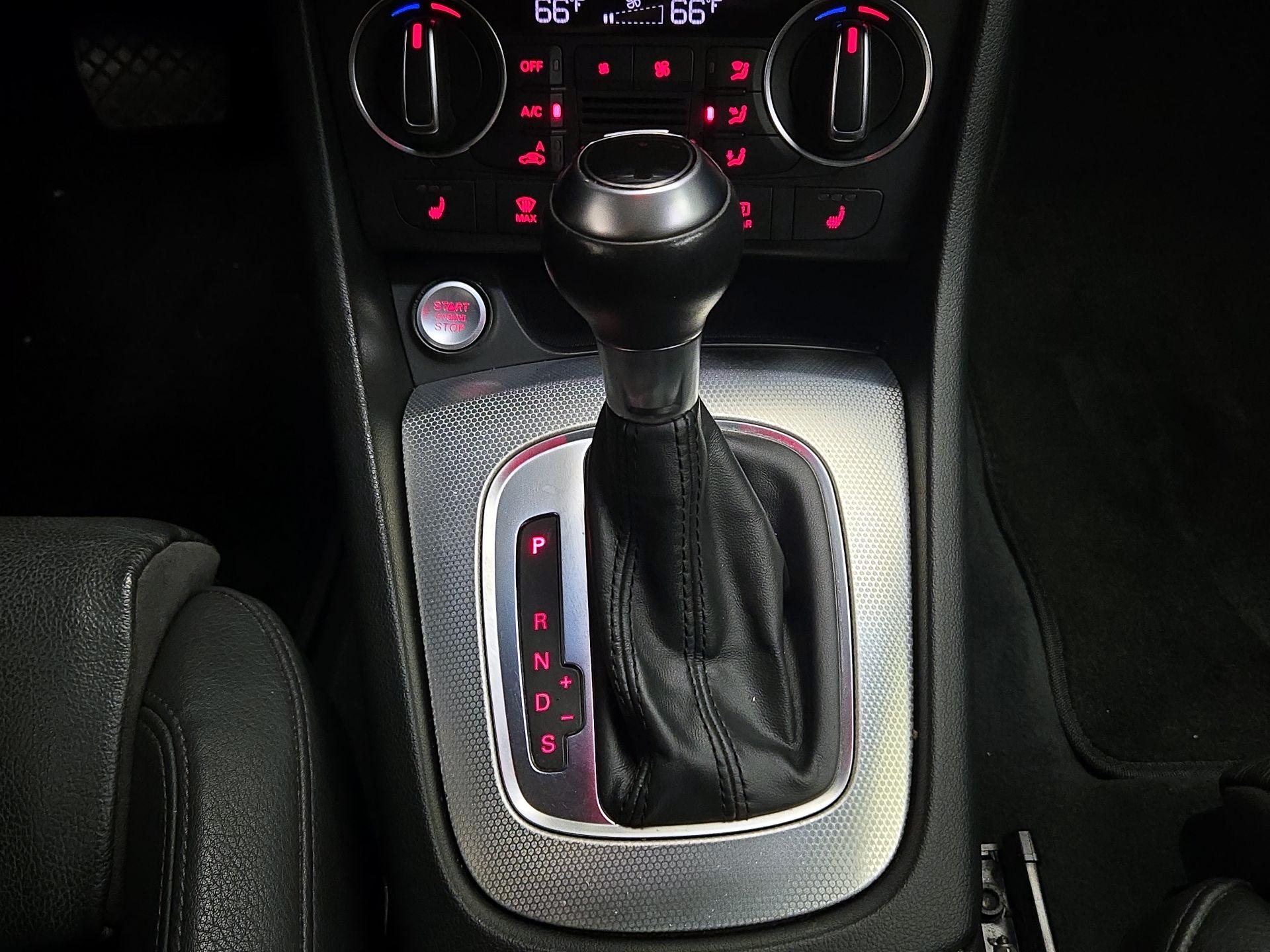Thumbnail: 2018 Audi Q3 - 18