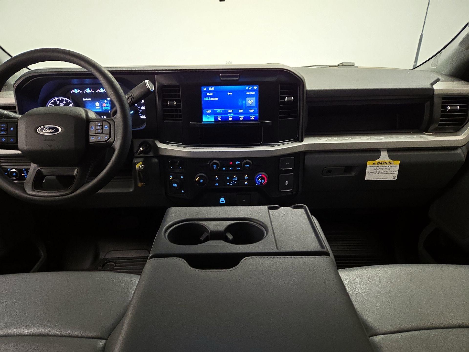 Thumbnail: 2025 Ford F-250 - 8