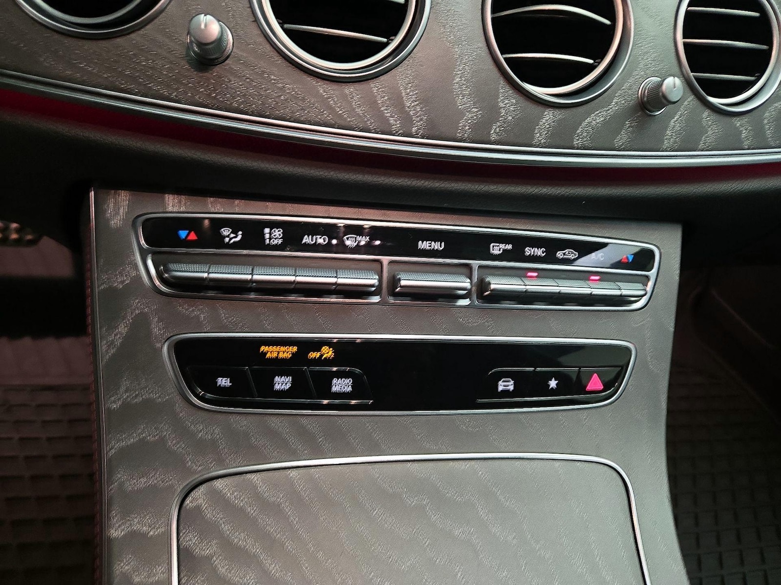 2022 Mercedes-Benz E-Class AMG E 53 - Photo 18