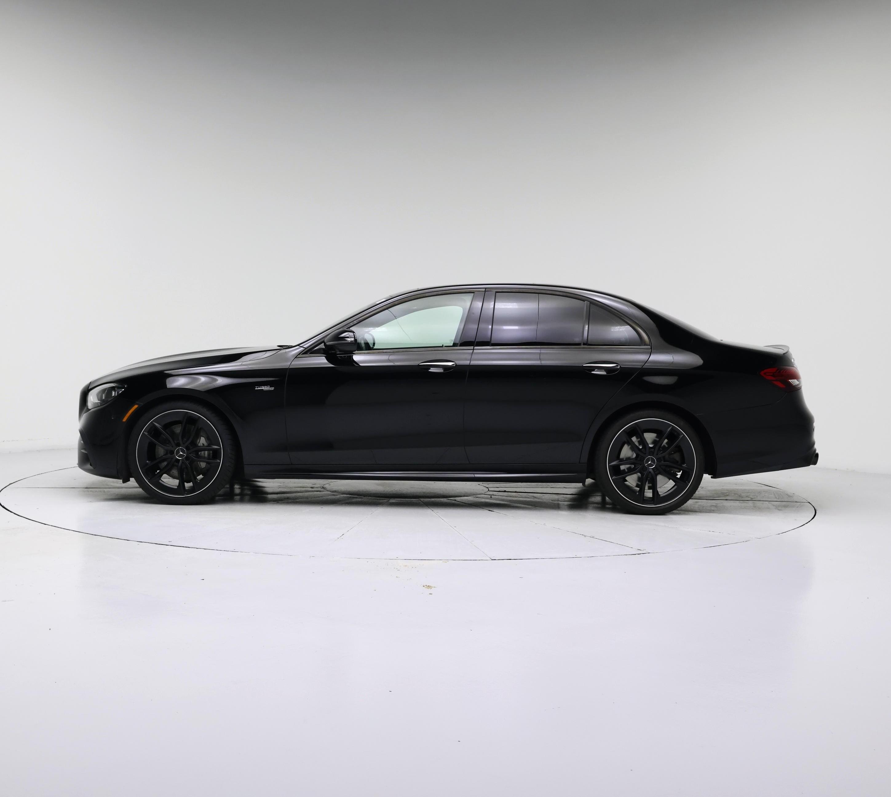 Thumbnail: 2022 Mercedes-Benz E-Class - 3
