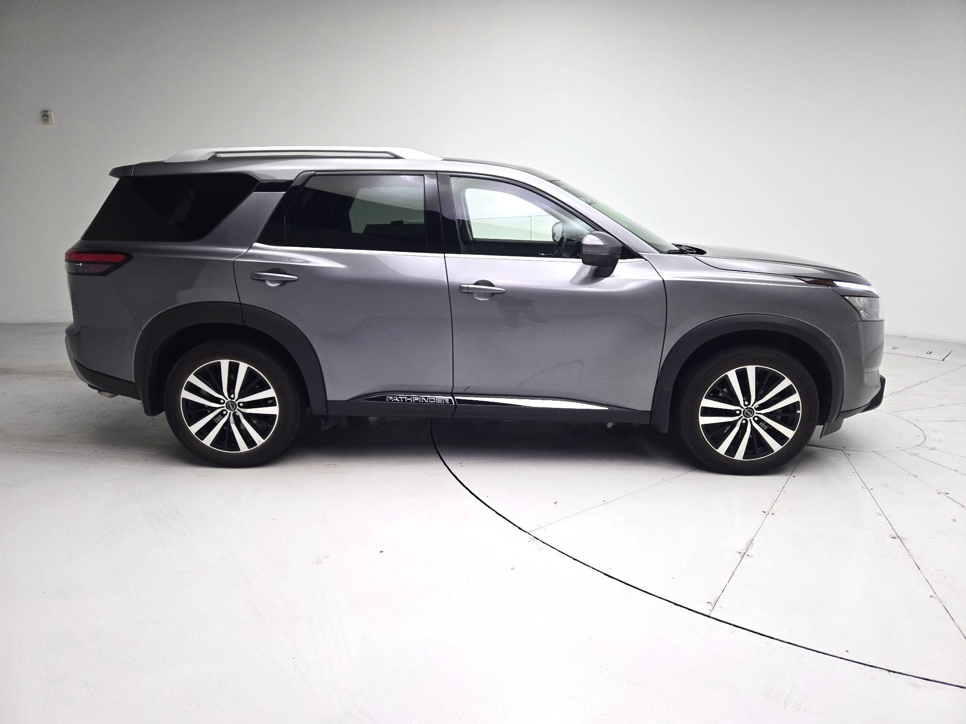 Thumbnail: 2025 Nissan Pathfinder - 4