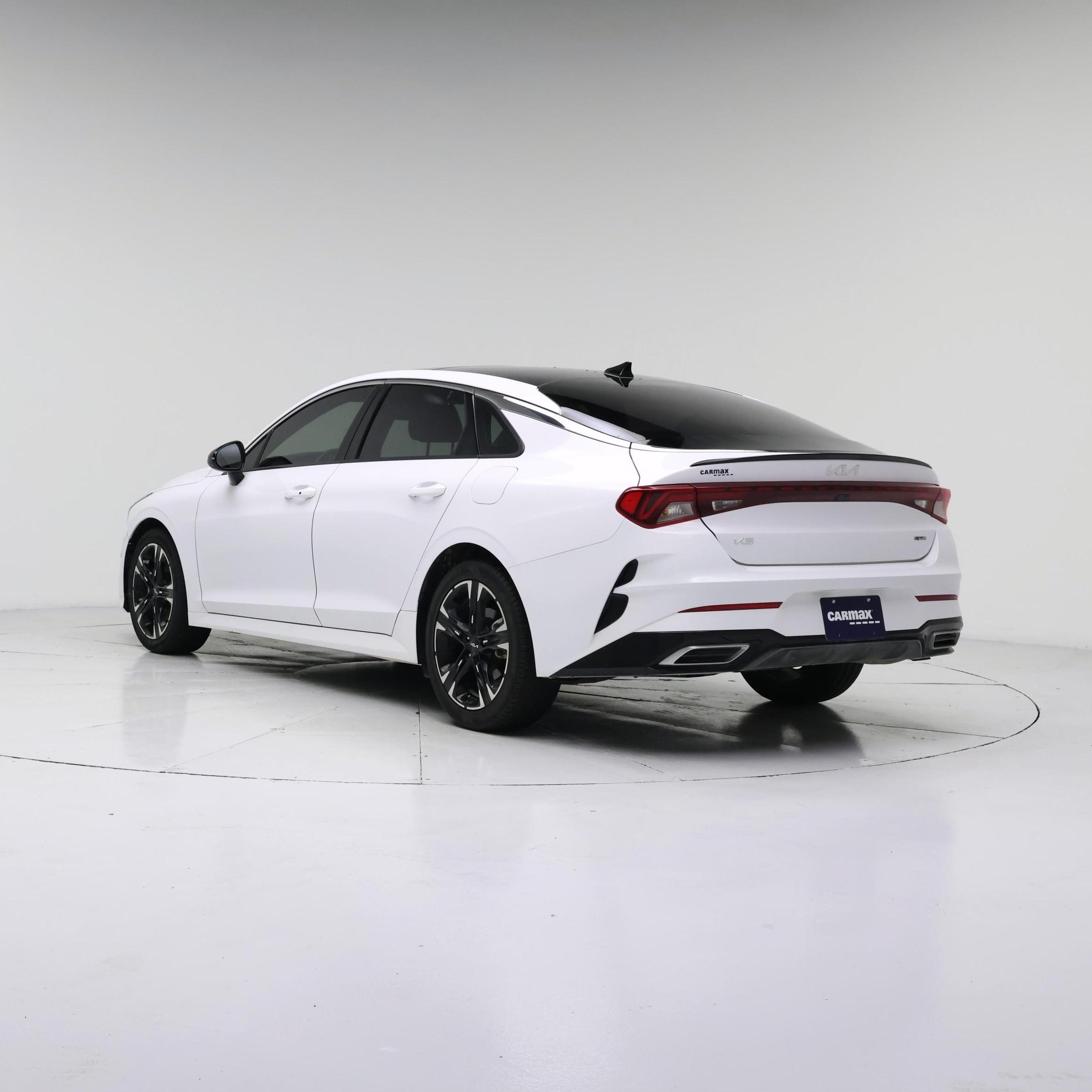 Thumbnail: 2023 Kia K5 - 2