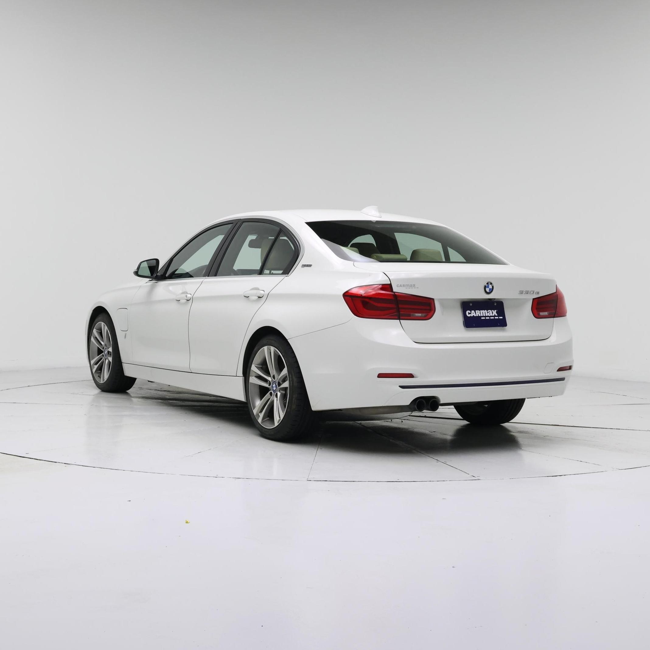 Thumbnail: 2018 BMW 3 Series - 2