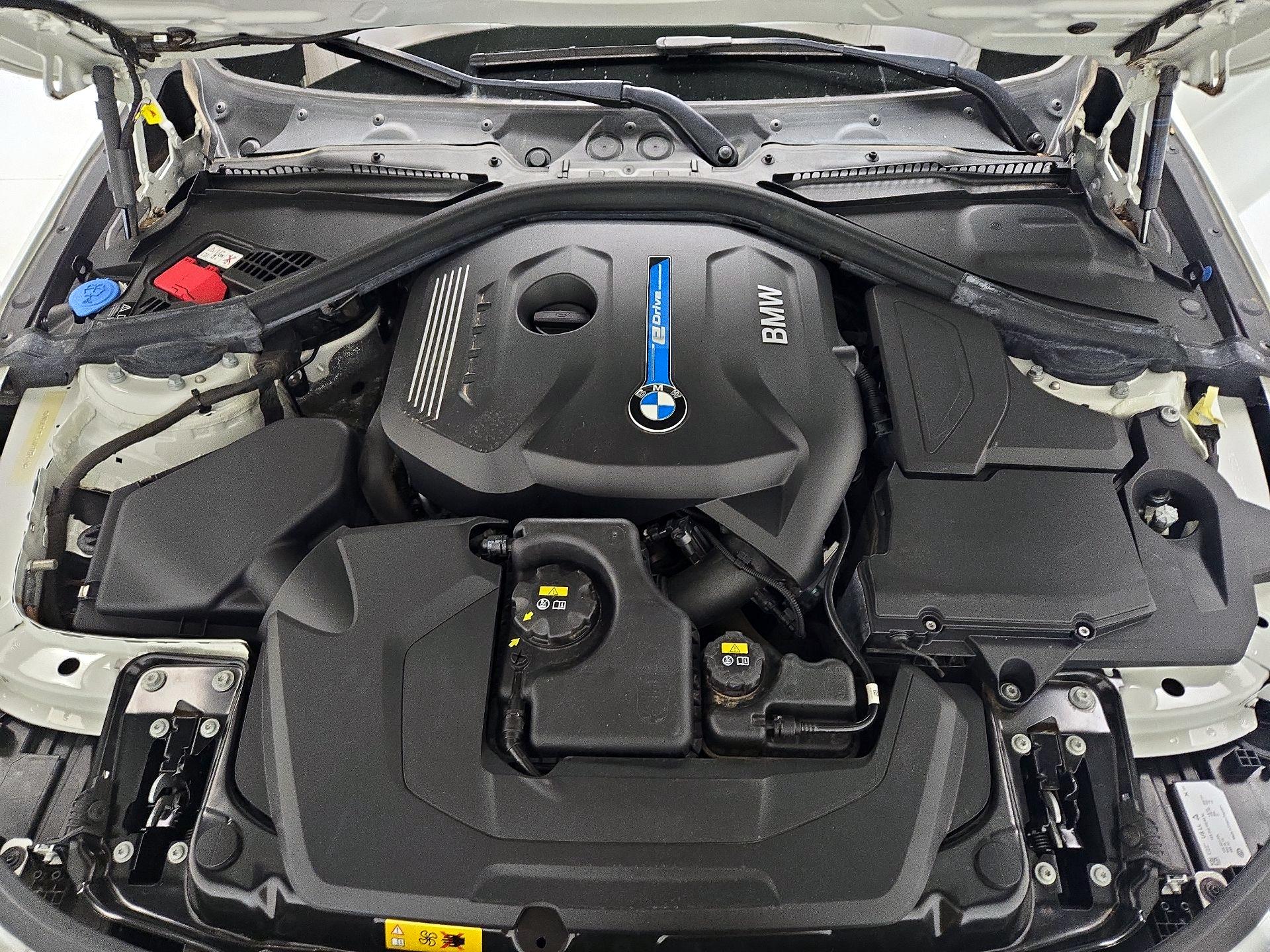 Thumbnail: 2018 BMW 3 Series - 20