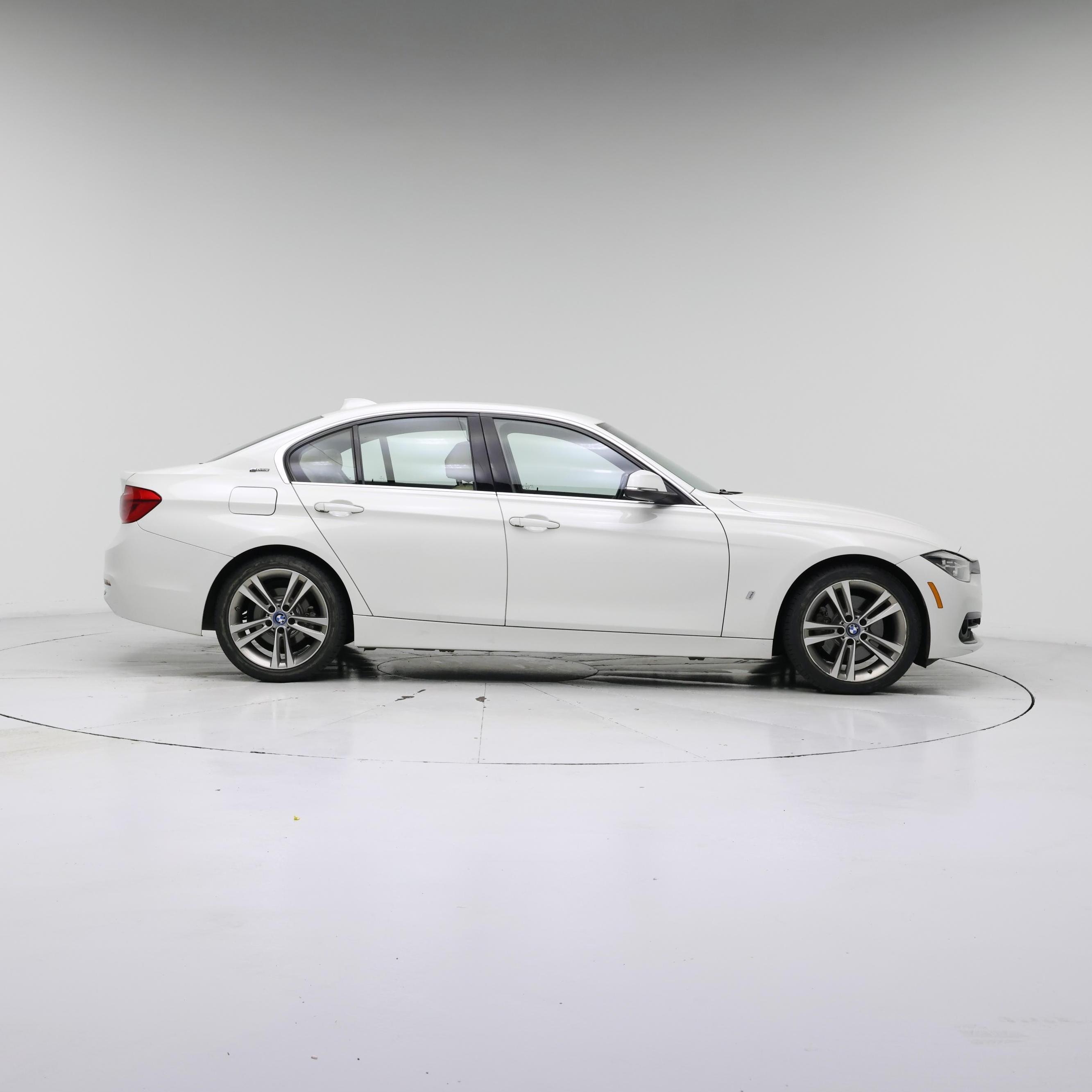 Thumbnail: 2018 BMW 3 Series - 7