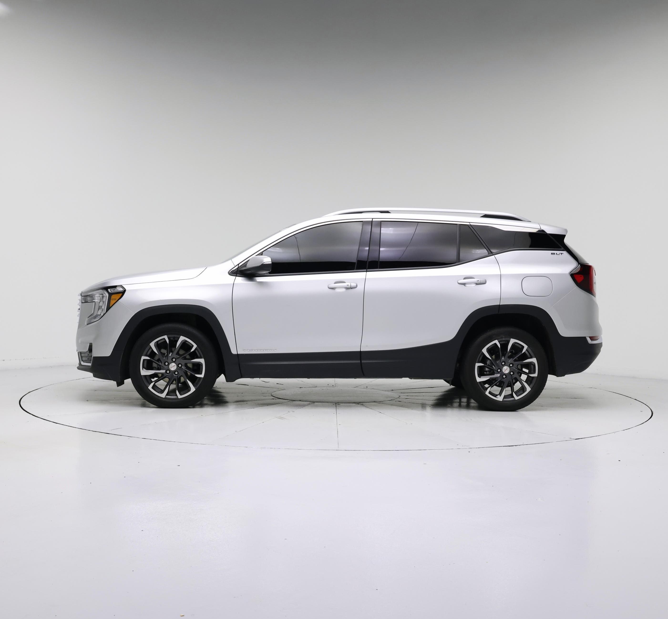 Thumbnail: 2022 GMC Terrain - 3