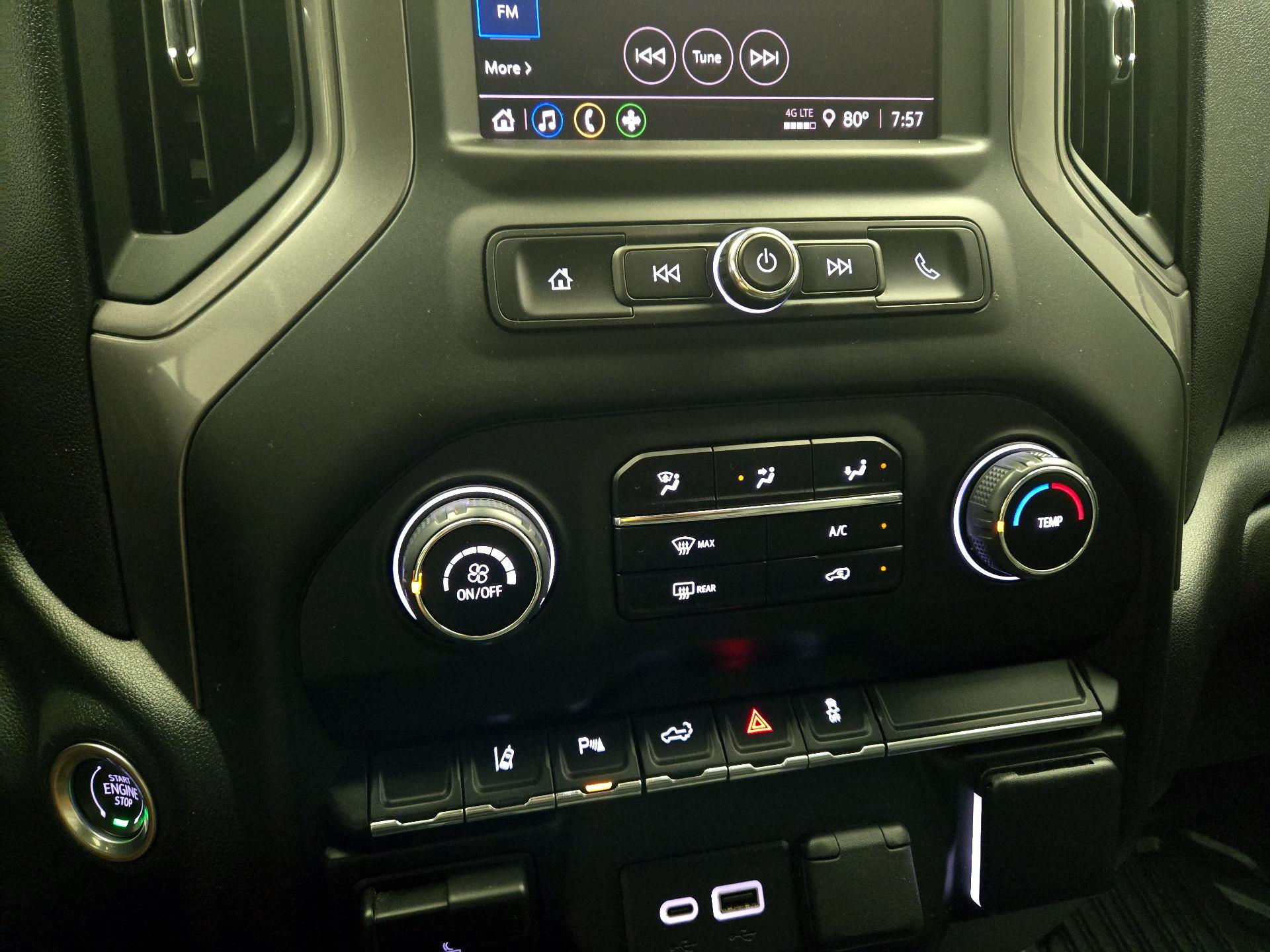Thumbnail: 2024 Chevrolet Silverado 3500 - 14
