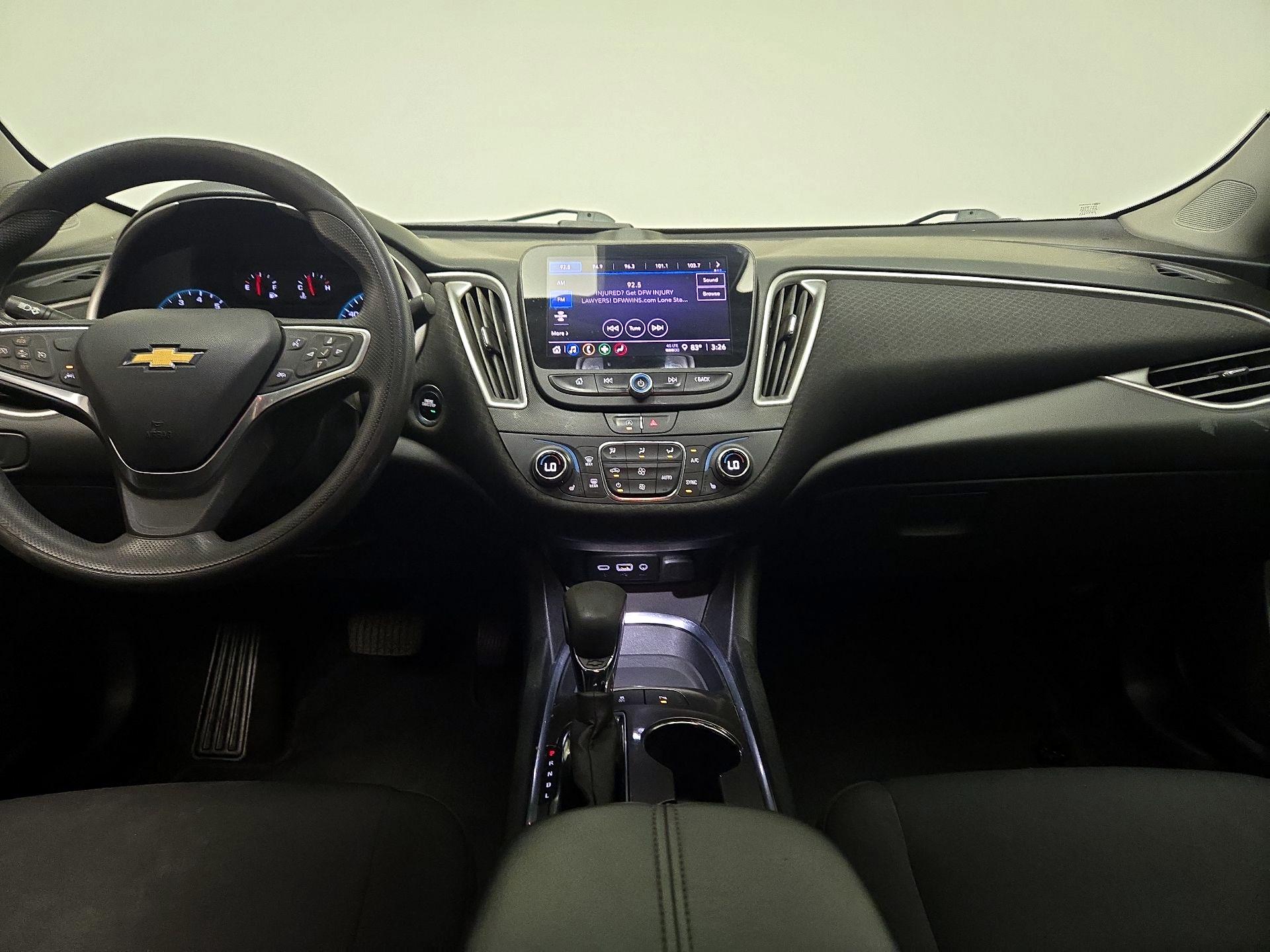 Thumbnail: 2022 Chevrolet Malibu - 9
