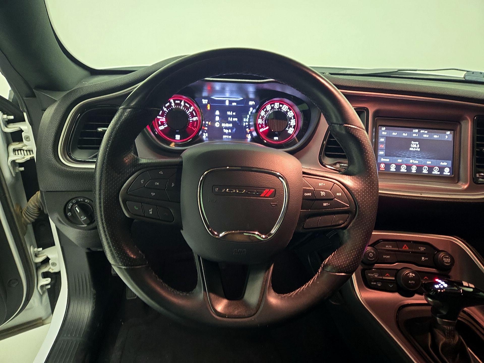 Thumbnail: 2022 Dodge Challenger - 10