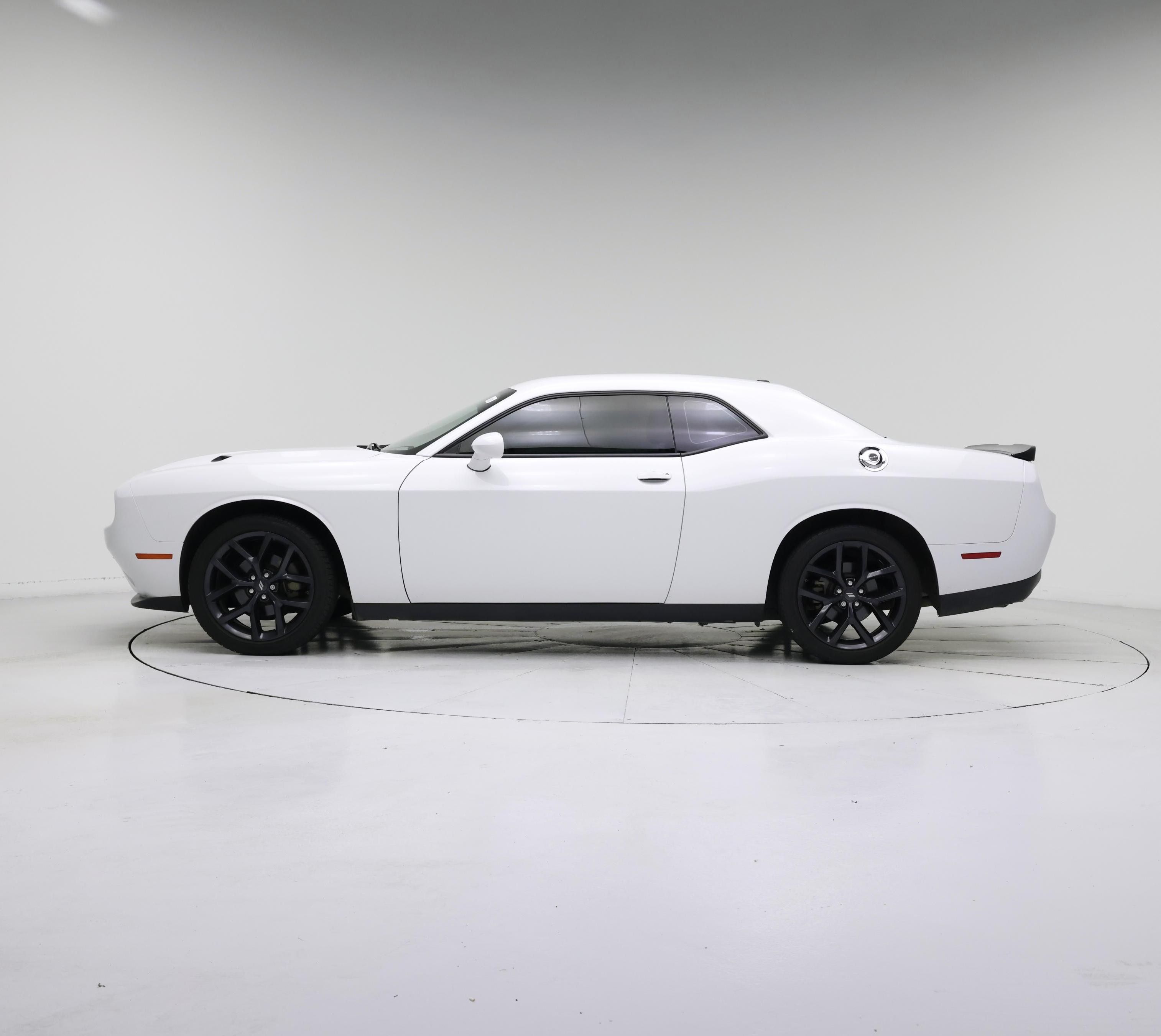 Thumbnail: 2022 Dodge Challenger - 3