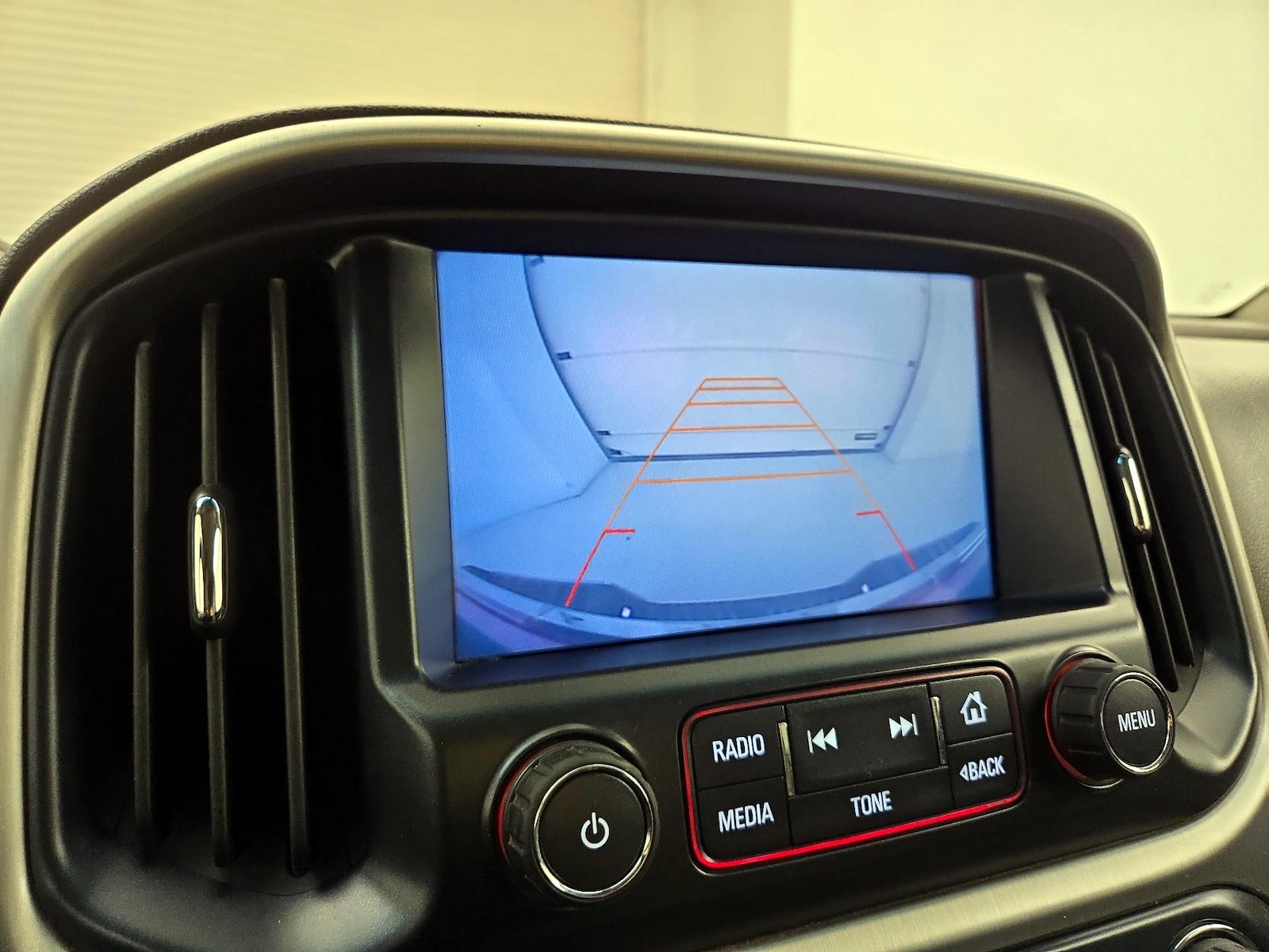 2016 GMC Canyon SLT - Photo 16