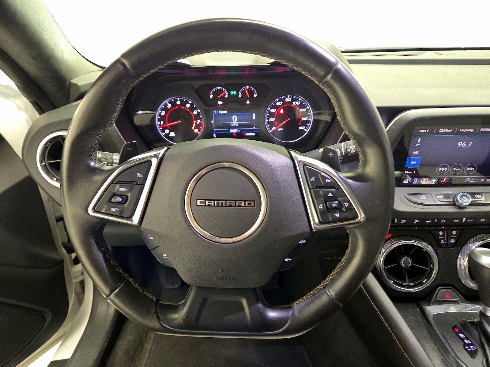 2024 Chevrolet Camaro 2LT - Photo 11