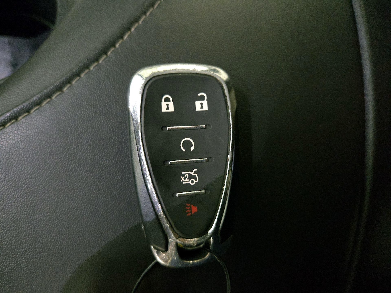 2024 Chevrolet Camaro 2LT - Photo 21