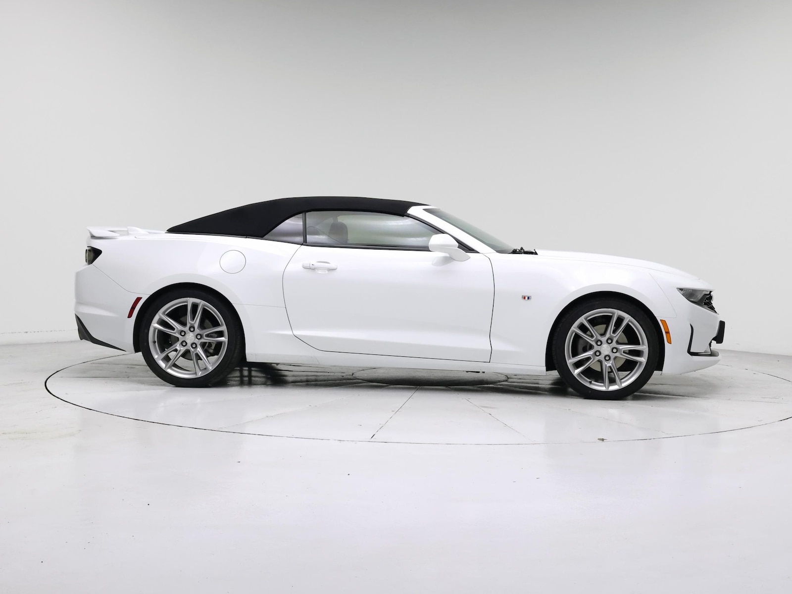 2024 Chevrolet Camaro 2LT - Photo 8