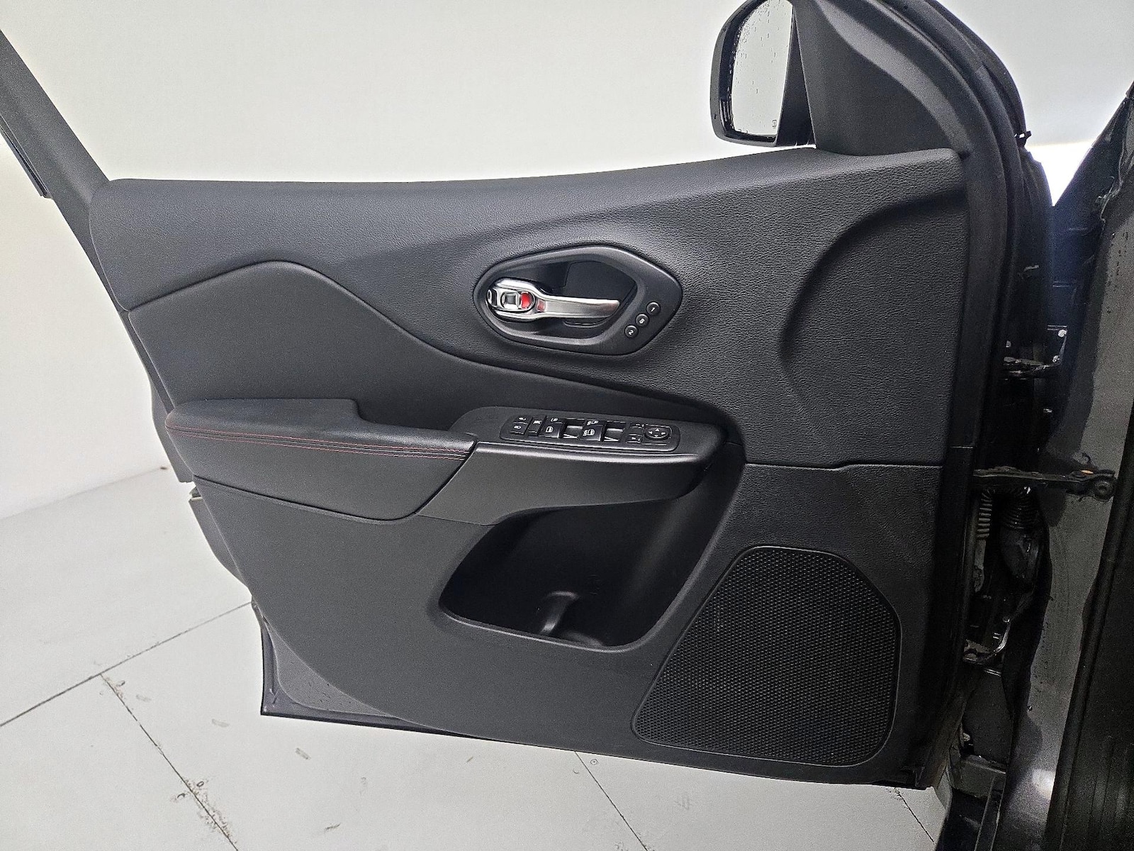 2019 Jeep Cherokee Trailhawk Elite - Photo 13