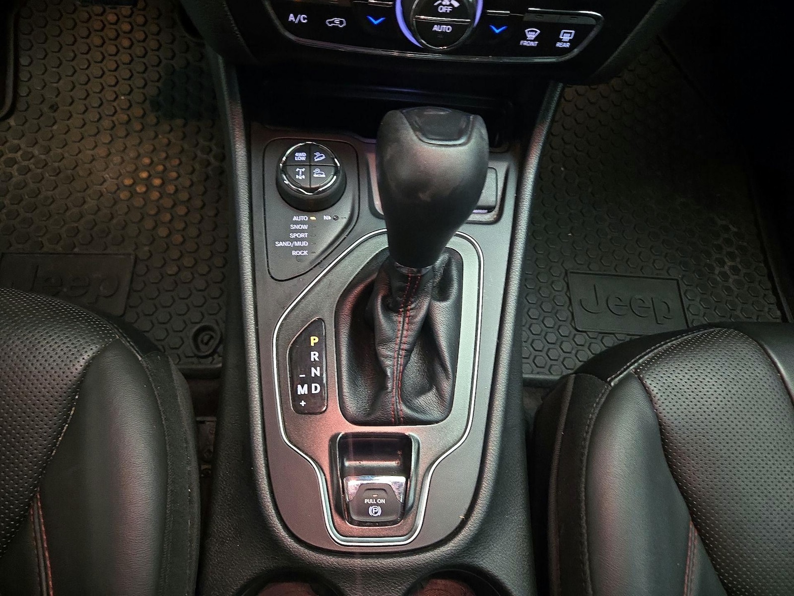 2019 Jeep Cherokee Trailhawk Elite - Photo 18