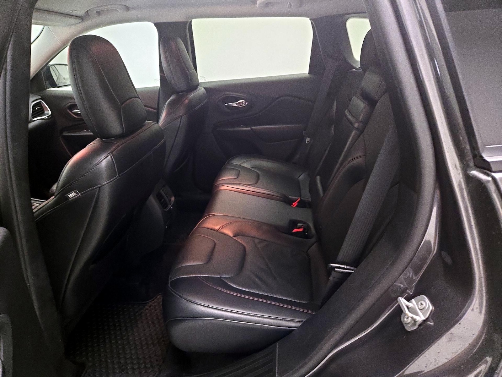 2019 Jeep Cherokee Trailhawk Elite - Photo 20