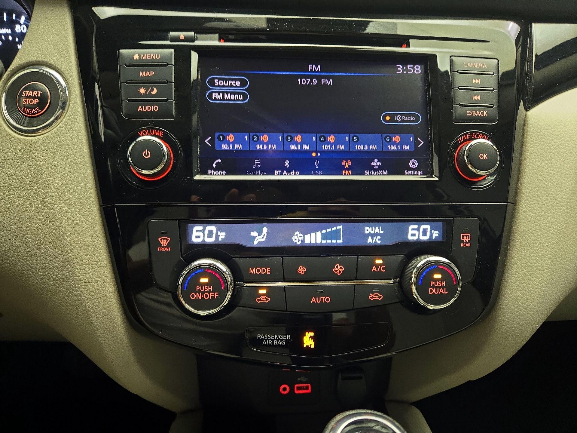 Thumbnail: 2021 Nissan Rogue Sport - 15