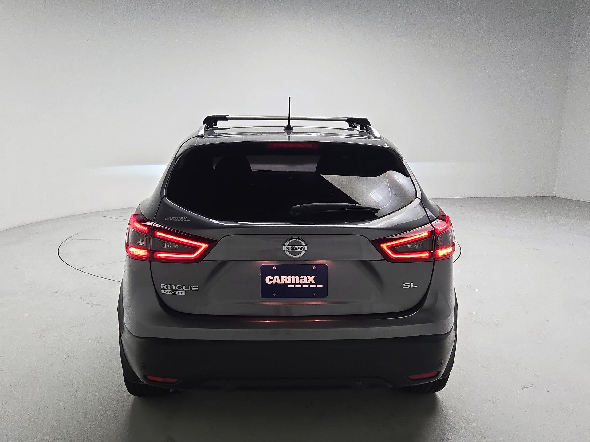 Thumbnail: 2021 Nissan Rogue Sport - 6