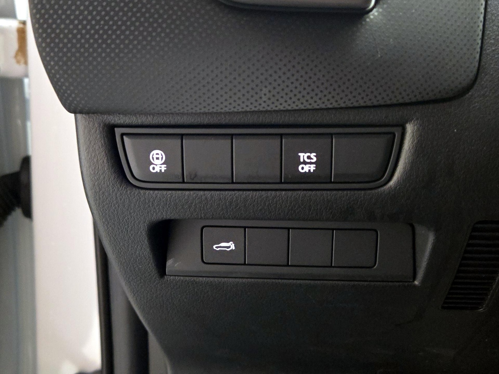 2025 Mazda CX-50 Premium - Photo 12