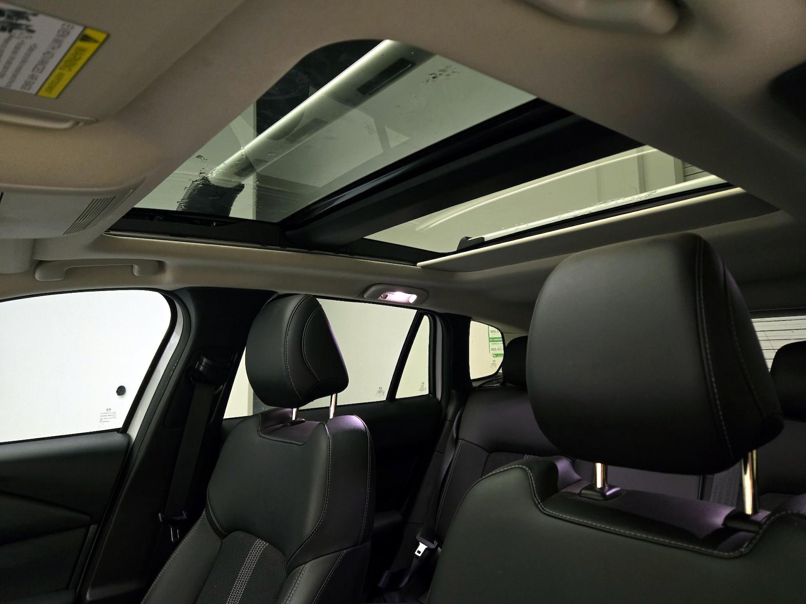 2025 Mazda CX-50 Premium - Photo 18